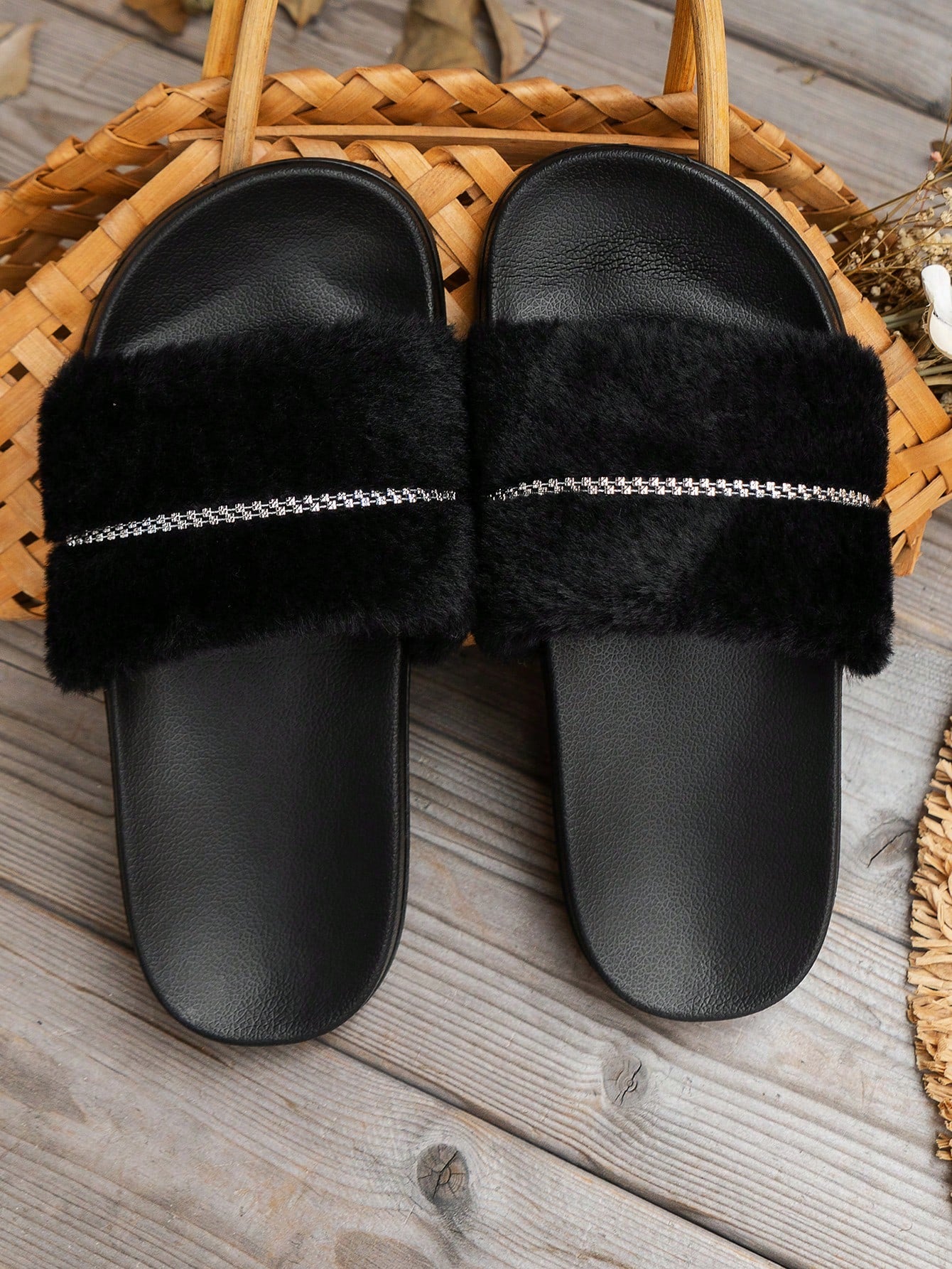 New Spring/Summer Fashionable Girls' Non-Slip Faux Fur Slides, Soft & Comfortable, Suitable For Outdoor And Indoor Use