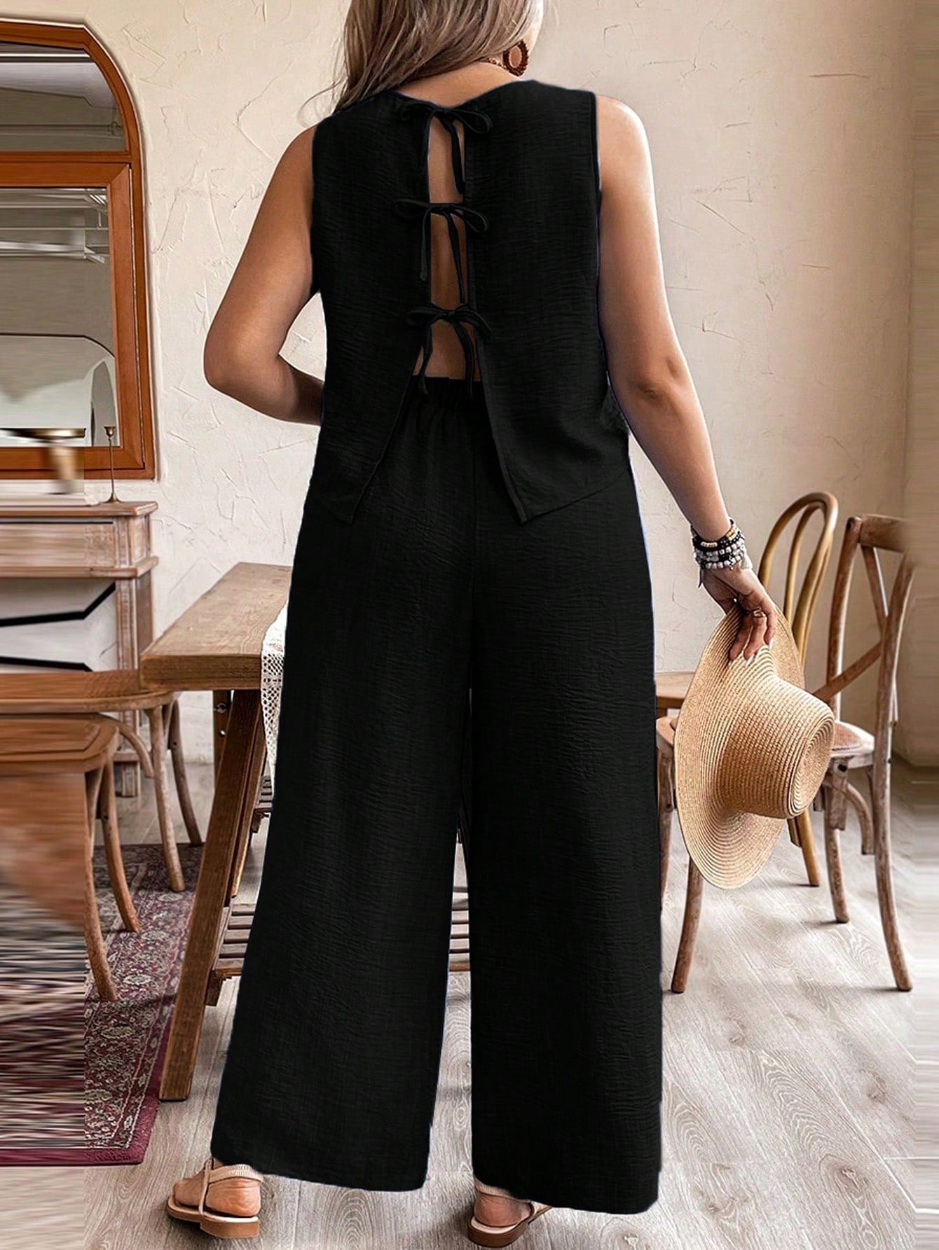 Plus Size Women's Vacation Solid Color Back Strap Round Neck Vest And Loose Wide Leg Pants, 2pcs/Set