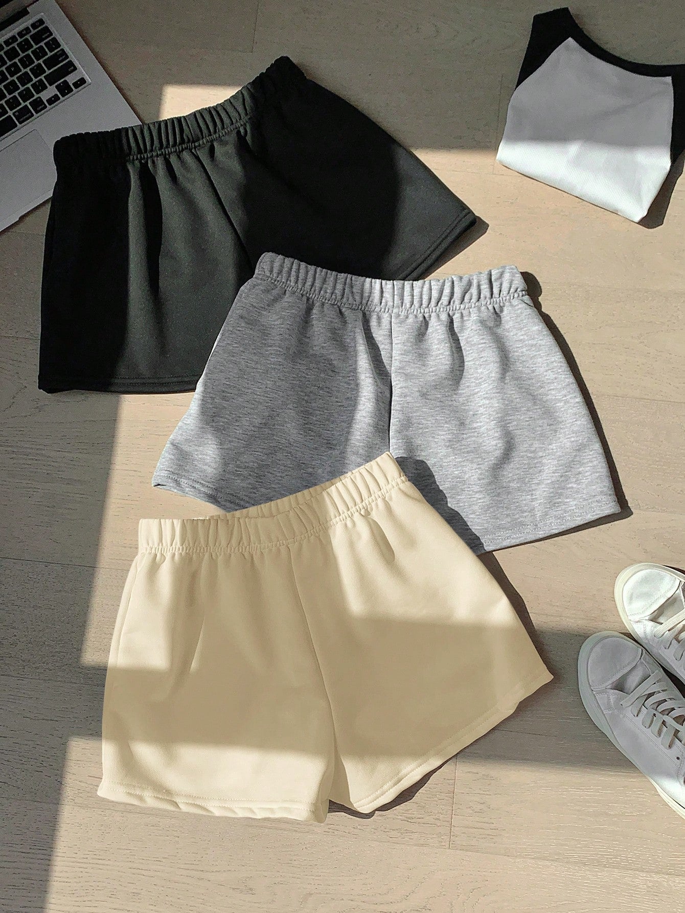 Plus-Size Ladies' Solid Color Simple Daily 3pcs Shorts Set