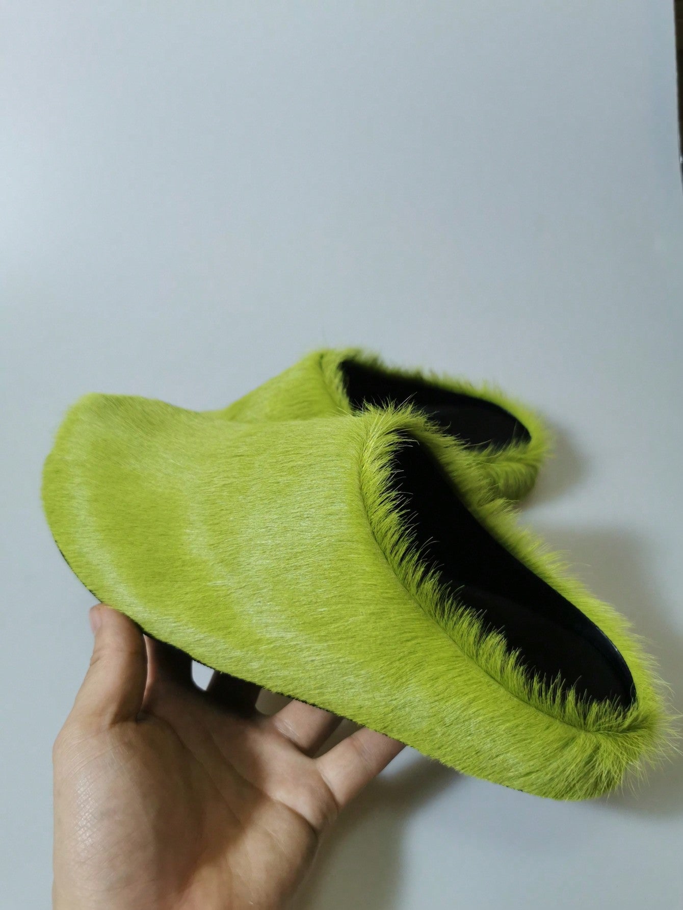 New Style Plush Slippers With Toe, Thick Sole Slides That Can Be Worn Outdoors, Indoor Cozy Shoes For Autumn And Winter