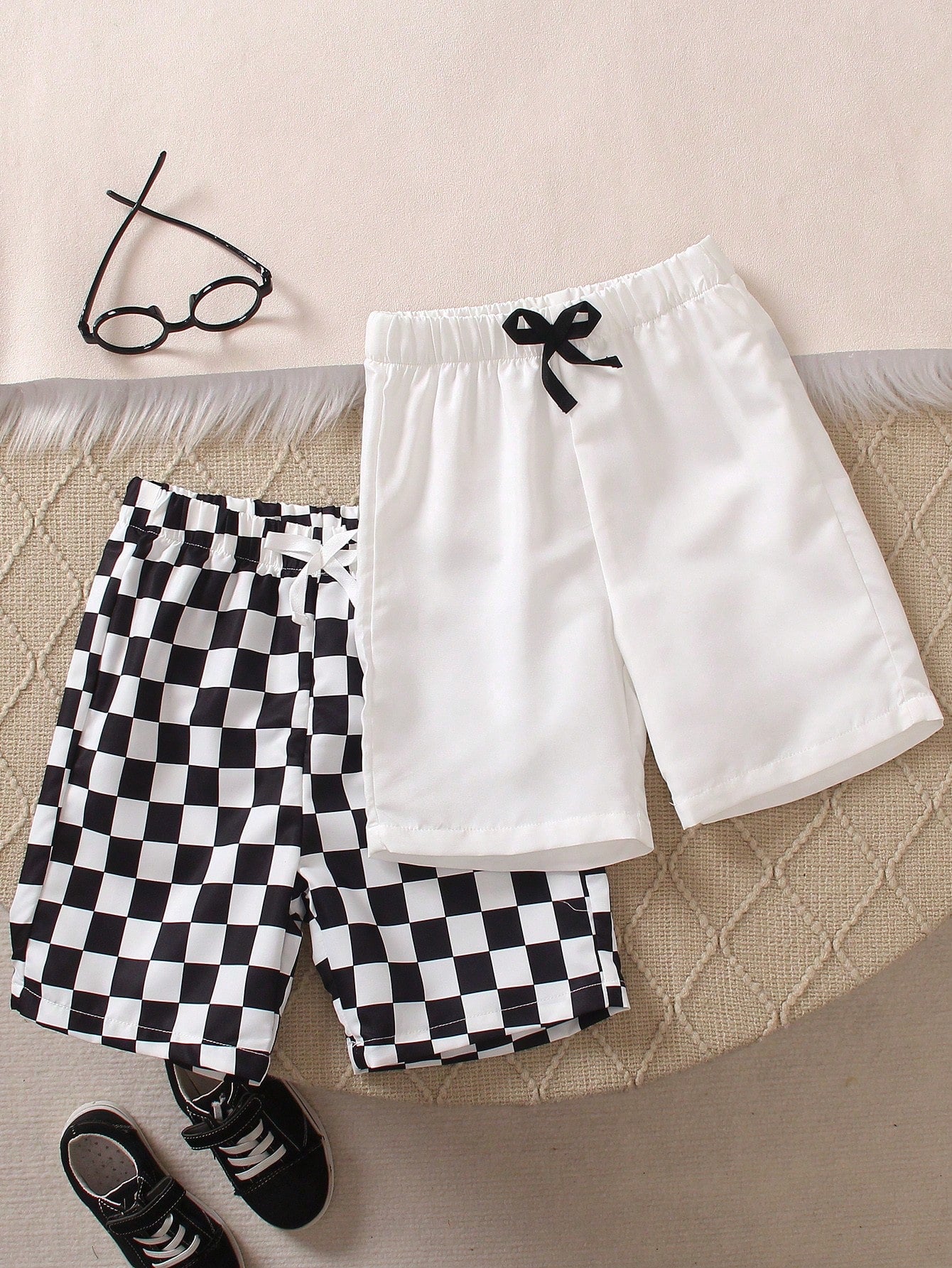 Young Boy 2pcs Comfortable And Breathable Black And White Colored Shorts For Casual Daily Wear, Ideal For Summer