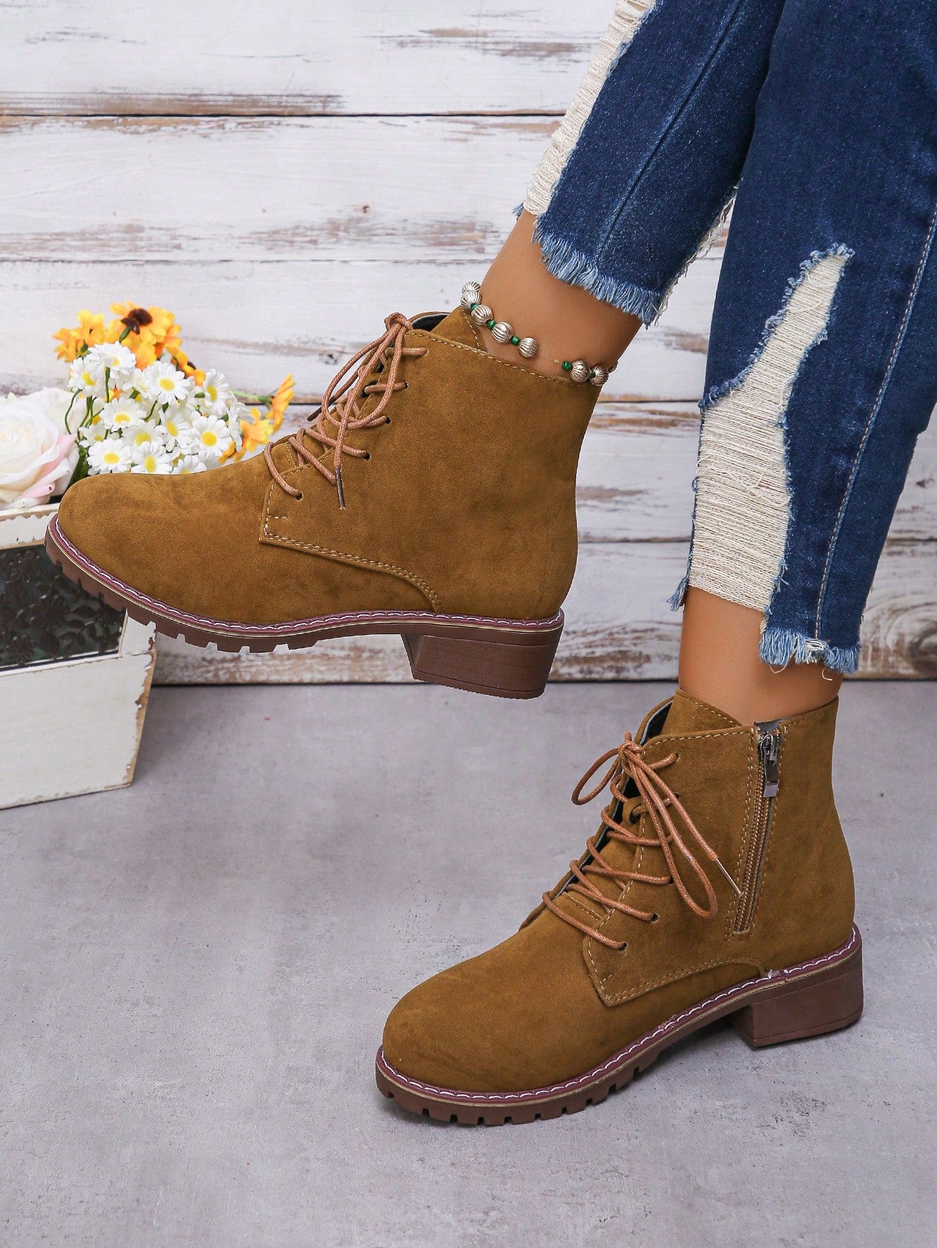 Fashionable Lace-Up Women's Short Boots, Autumn/Winter, Breathable Female Booties