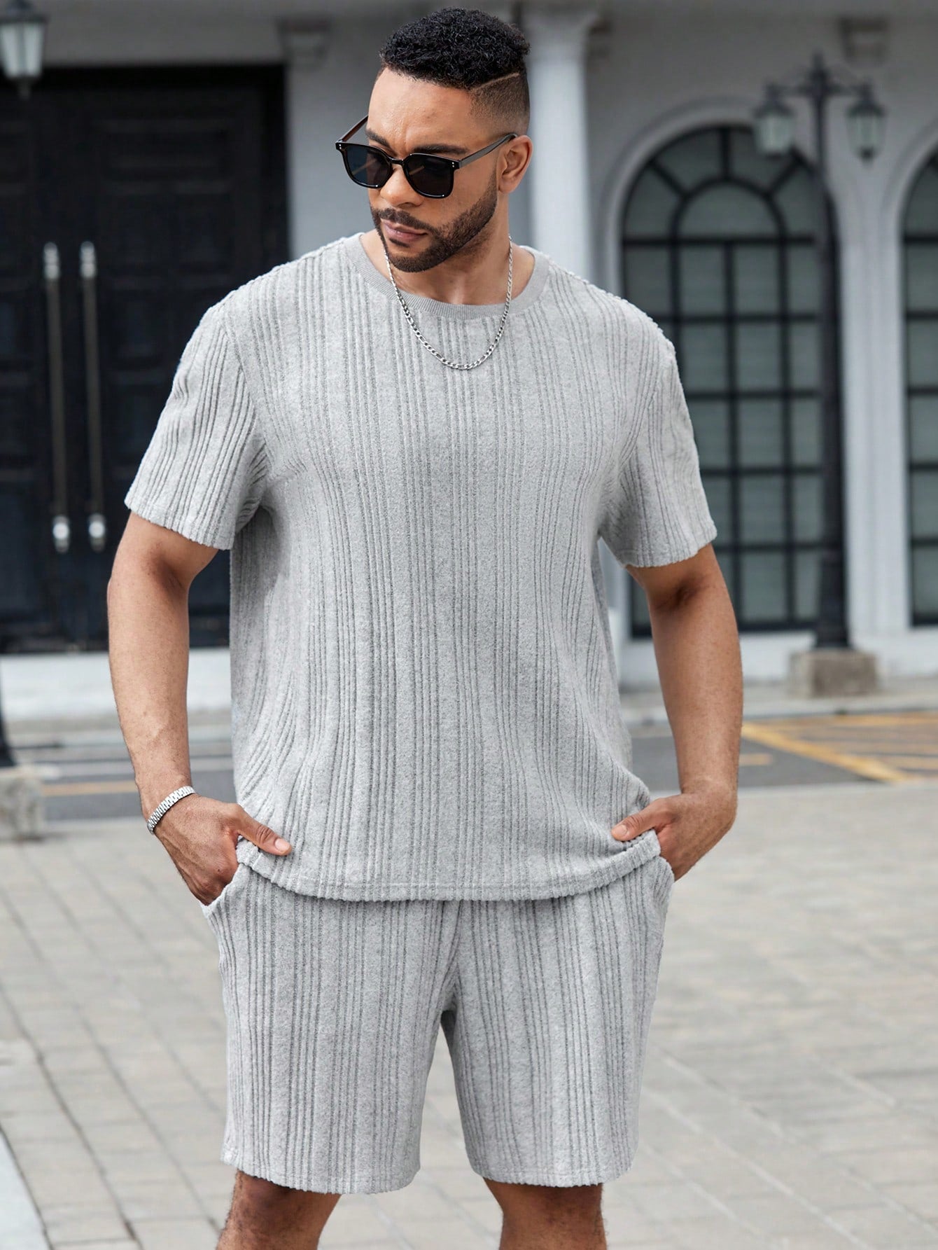 Men Plus Size Solid Ribbed Knit Tee & Shorts