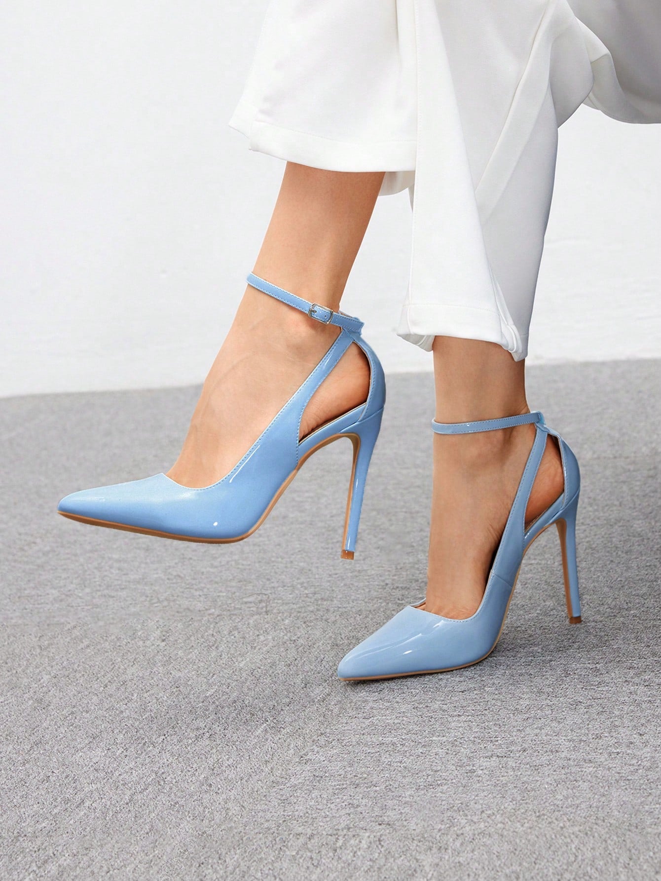 Women Solid Color Pointed Toe Simple High Heel Pumps