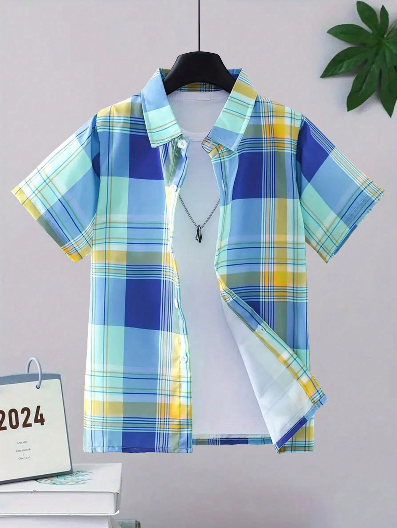 Tween Boy 2024 Spring/Summer New Trendy Random Cut Printed Short Sleeve Shirt , Casual