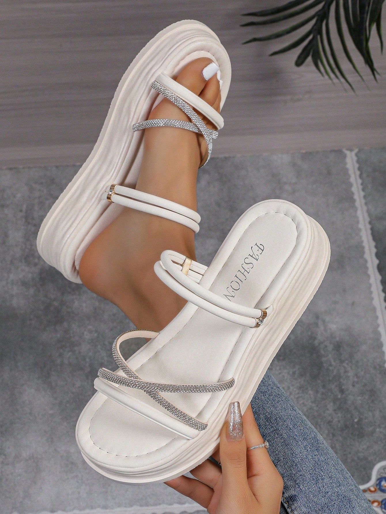 Women Crossover Strap Flatform Slide Sandals, Fashion Summer Sandals