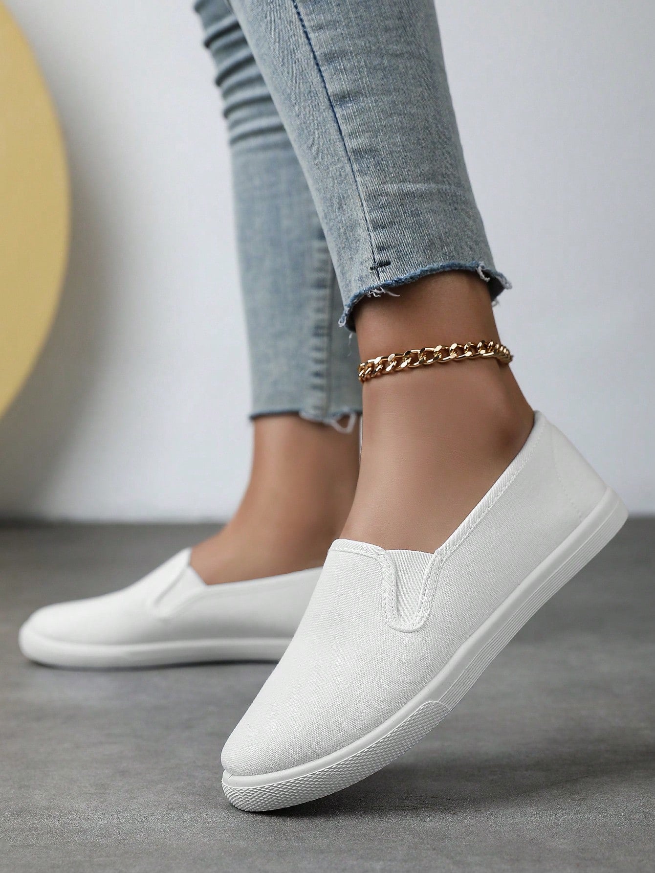 Unisex Solid Color Canvas Shoes, Low-Cut Round-Toe Sneakers, Women's Flat Shoes, Casual Sports Outdoor Shoes, Work Shoes