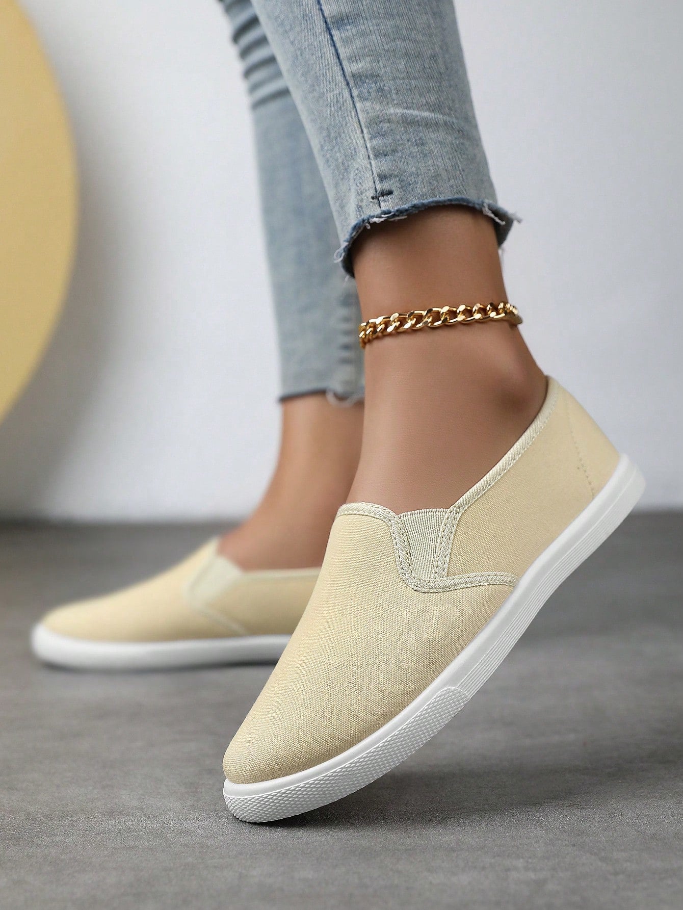 Unisex Solid Color Canvas Shoes, Low-Cut Round Toe Sneakers, Women's Flat Shoes, Casual Sports Outdoor Shoes, Work Shoes