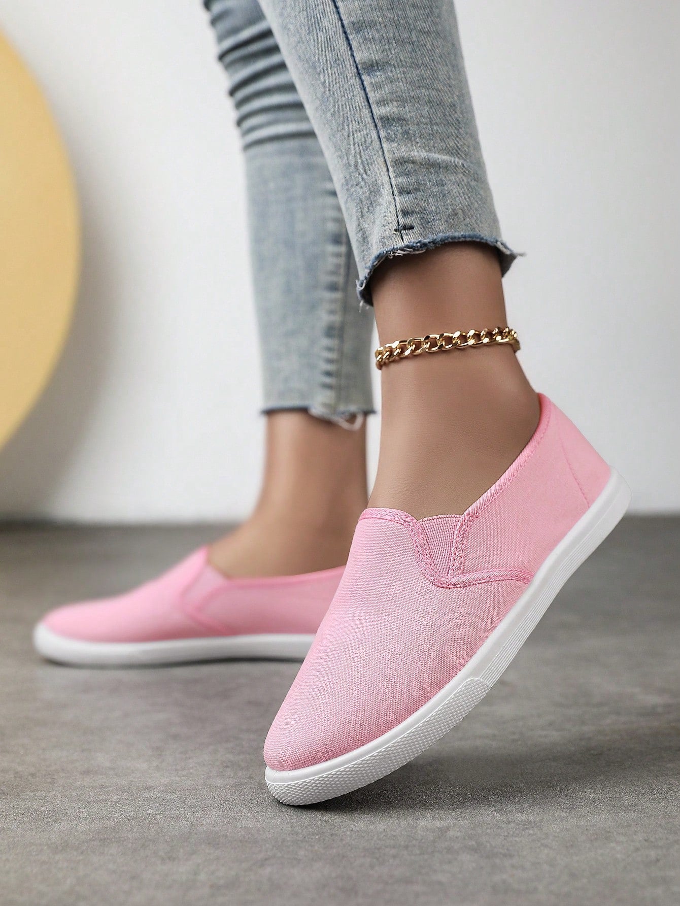 Unisex Solid Color Canvas Shoes, Low-Cut Round Toe Sneakers, Women's Flat Shoes, Casual Sports Outdoor Shoes, Work Shoes