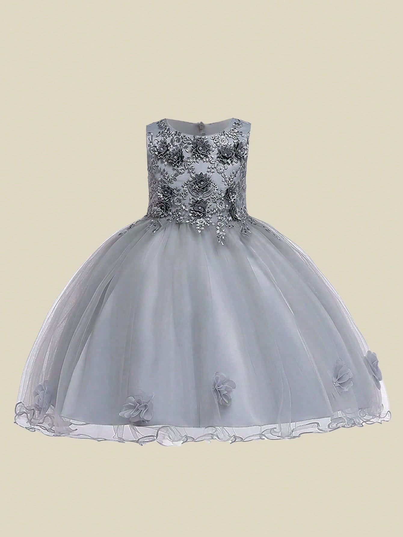 Tween Girl Dress With Solid Color Mesh And Satin Fabric, 3D Flower Decor, Puffy Skirt, Gorgeous Dress Perfect For Birthday Party And School Performances.