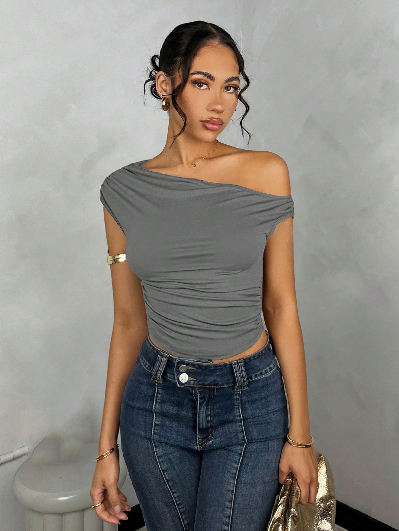 Ladies' Oblique-Shoulder Tight Crop Top, Suitable For Summer