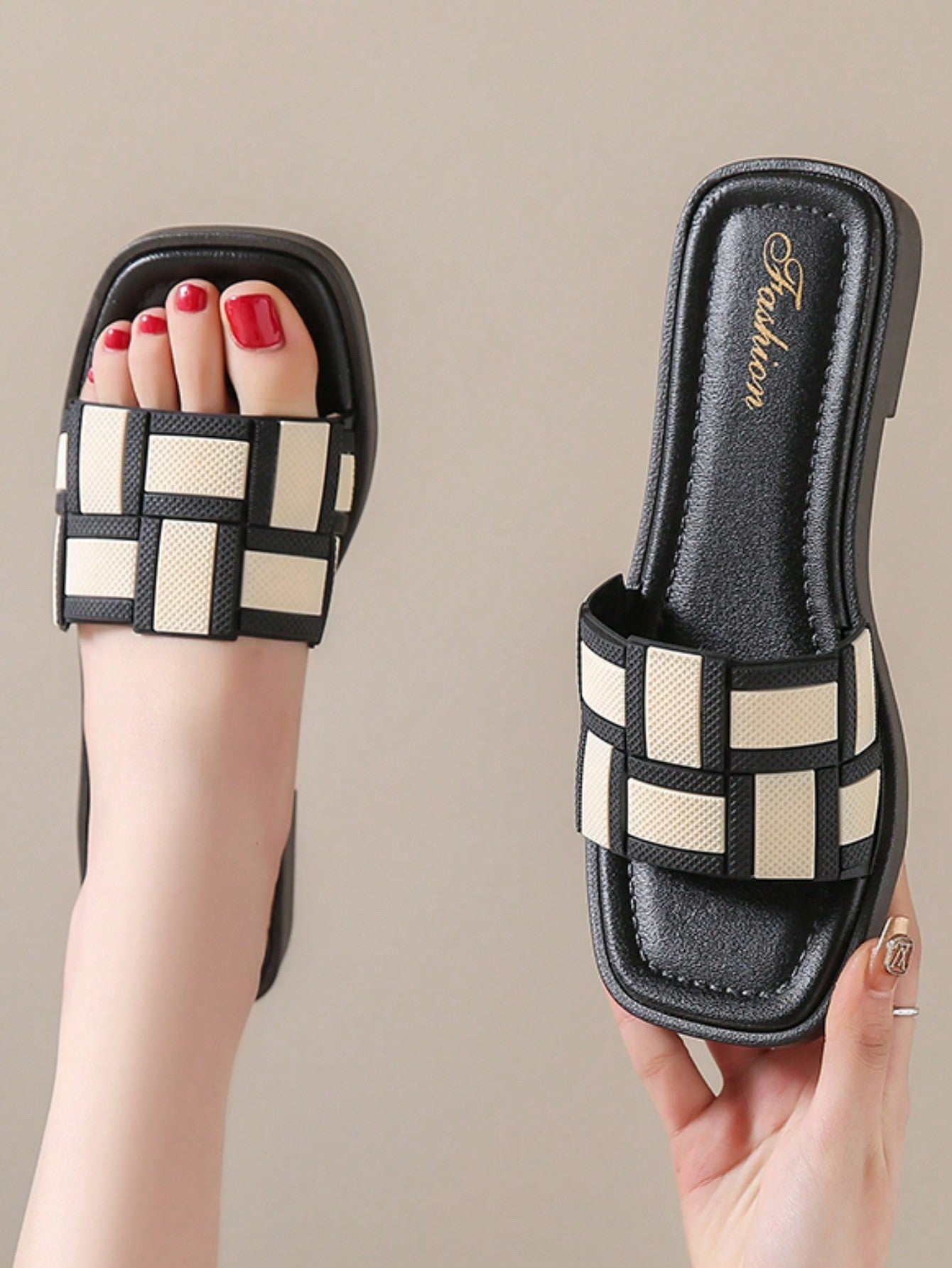 Women's Black Sandals, Fashionable Simple Buckle Design, Lightweight Soft Sole, Comfortable, Anti-Slip, Anti-Bacterial, Breathable, New Style Flat Sandals For Outdoor Activities Such As Vacation And Indoor Walks