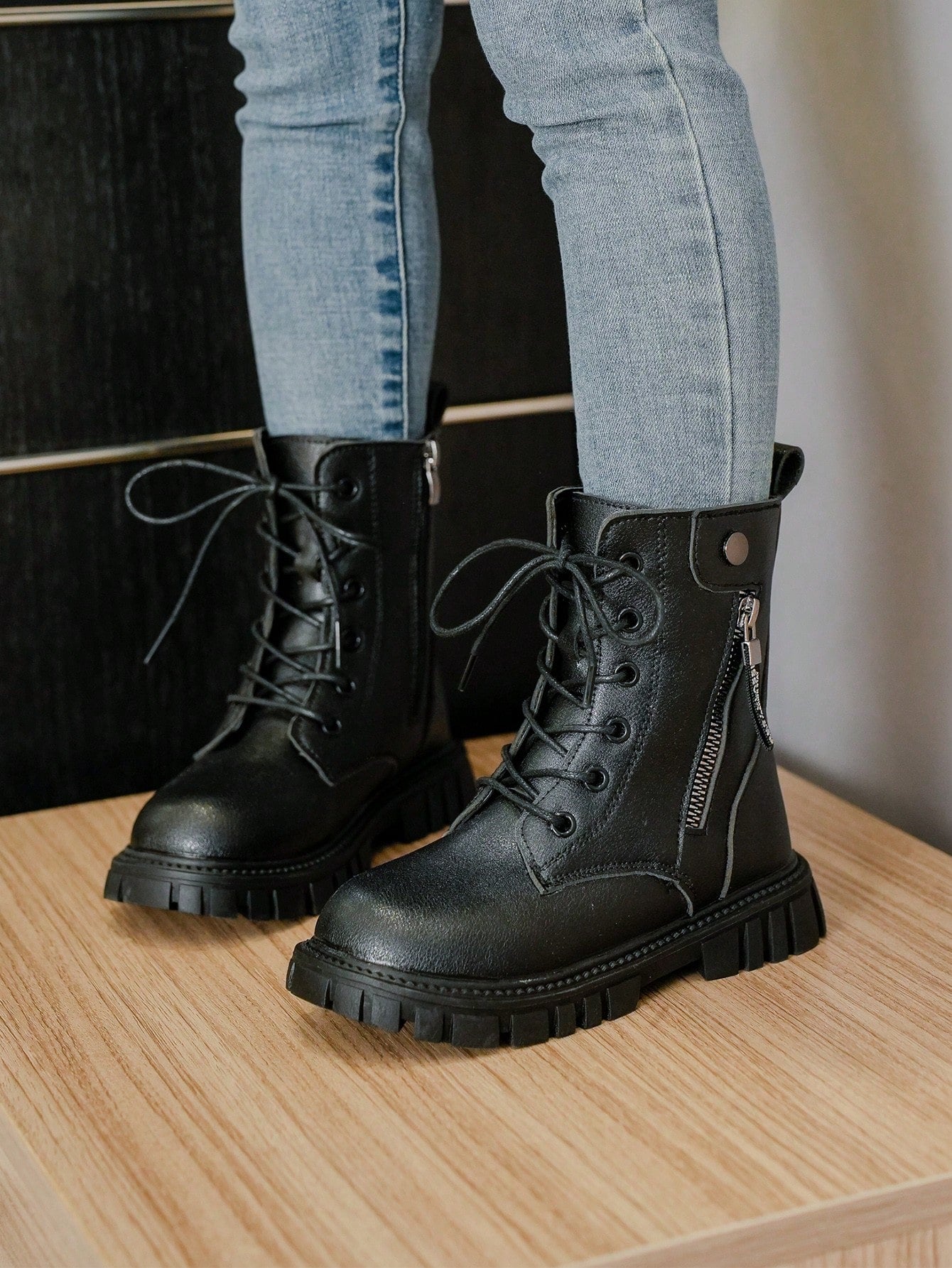 Children's Buckle Decorated  Boots, With Front Lace-Up And Side Zipper Design