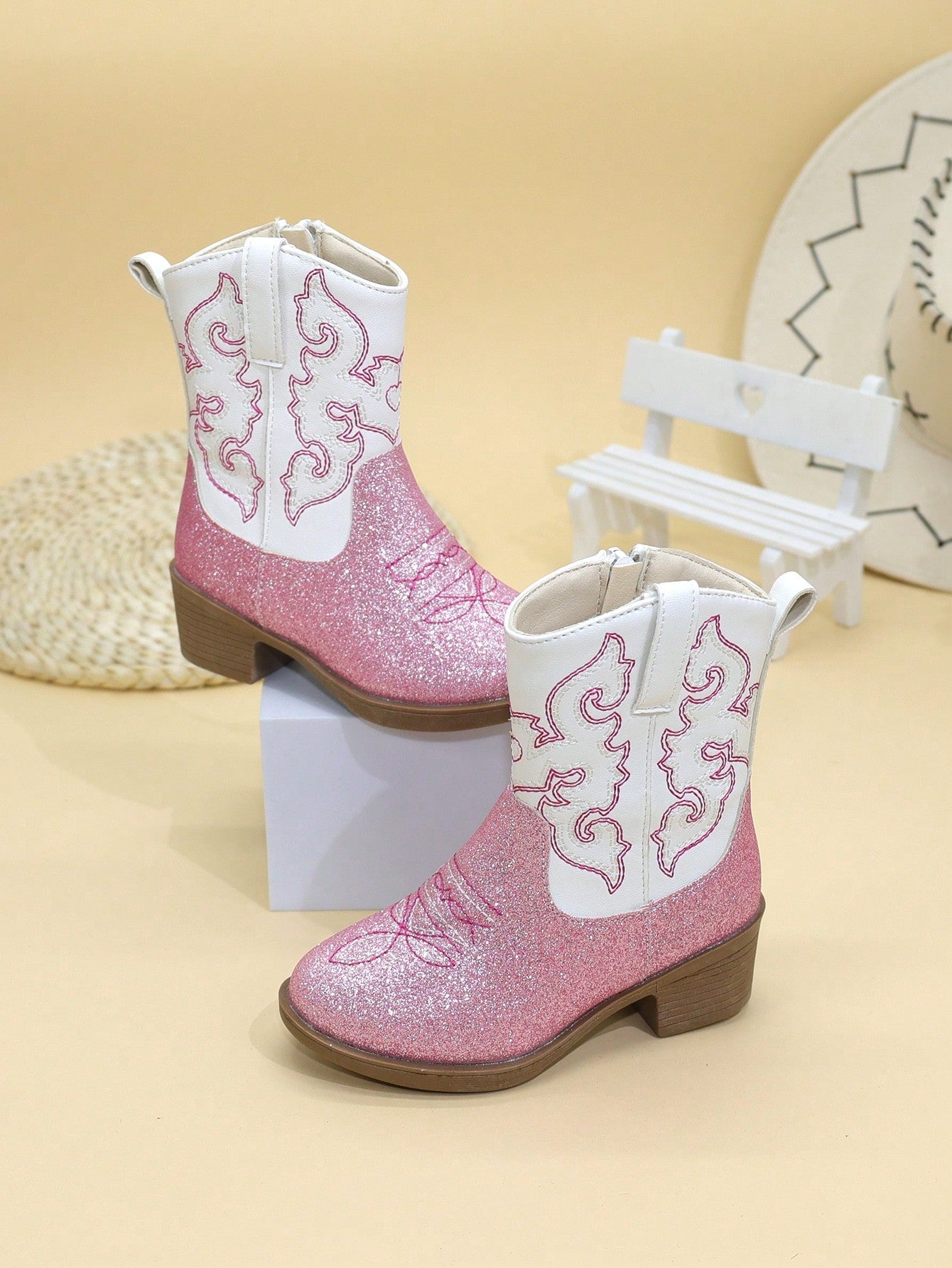 Childrens Boots Girls Shoes High Boots Mid-Calf Boots Embroidered High Heels Western Cowboy Boots Pointed Side Zipper