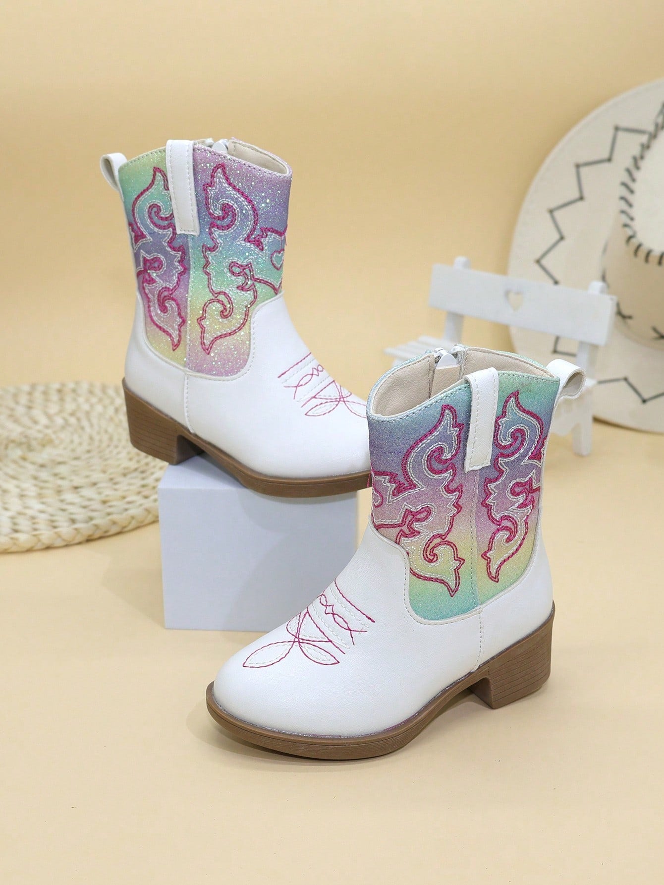 Childrens Boots Girls Shoes High Boots Mid-Calf Boots Embroidered High Heels Western Cowboy Boots Pointed Side Zipper