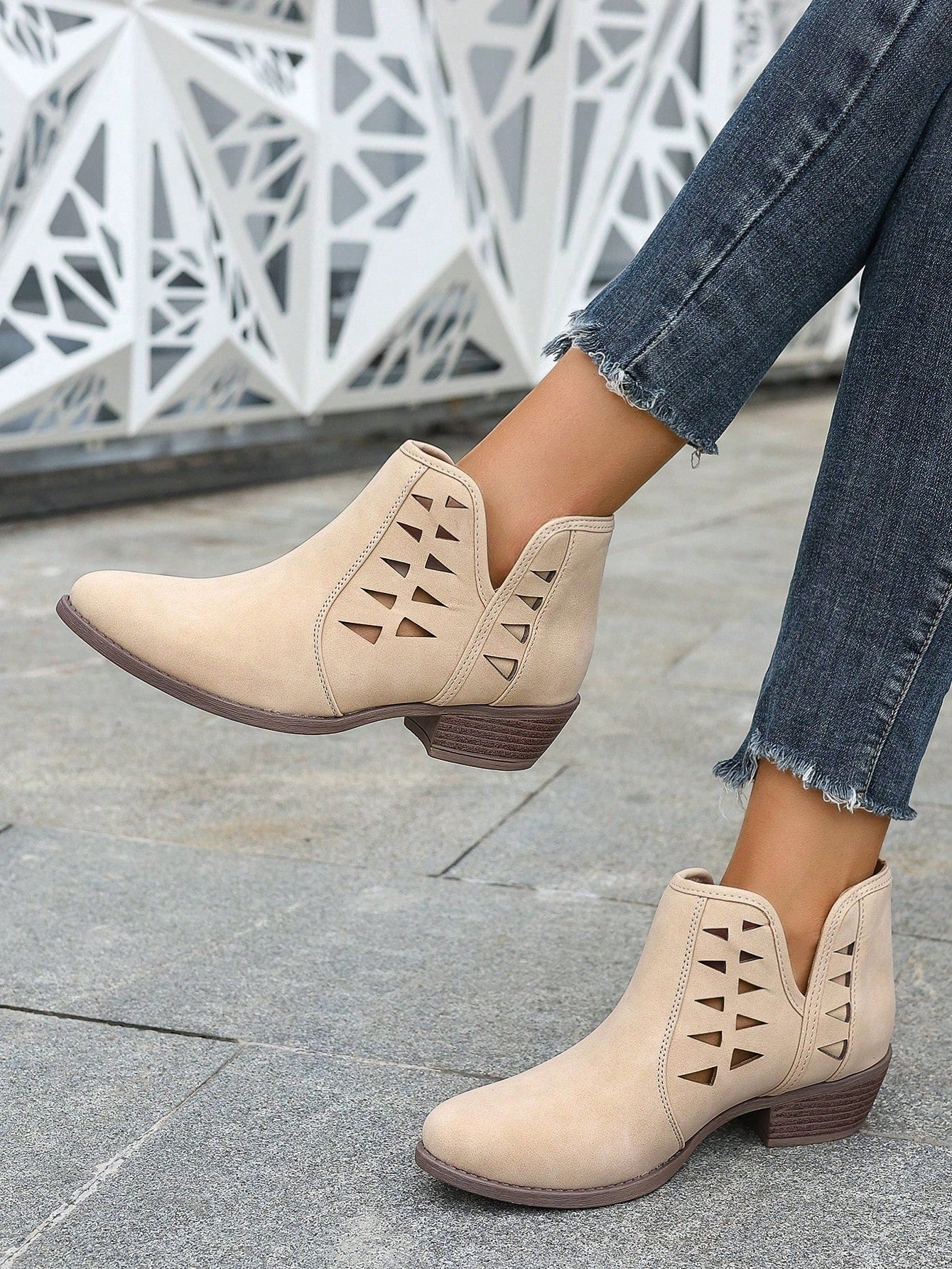 Hollow Out Chunky Heel Ankle Boots & Short Boots For Women, Daily & Holiday Outfits