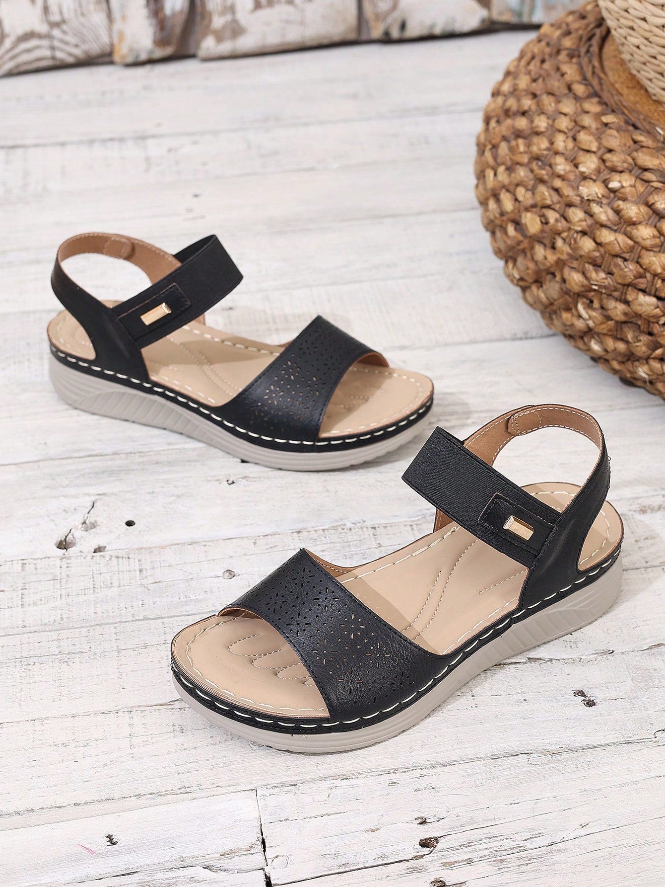 2023 New Arrival Stylish Vintage Elastic Band Women's Sandals With Stitch Detail, Lightweight Wedge Heel Soft Bottomed Women's Sandals