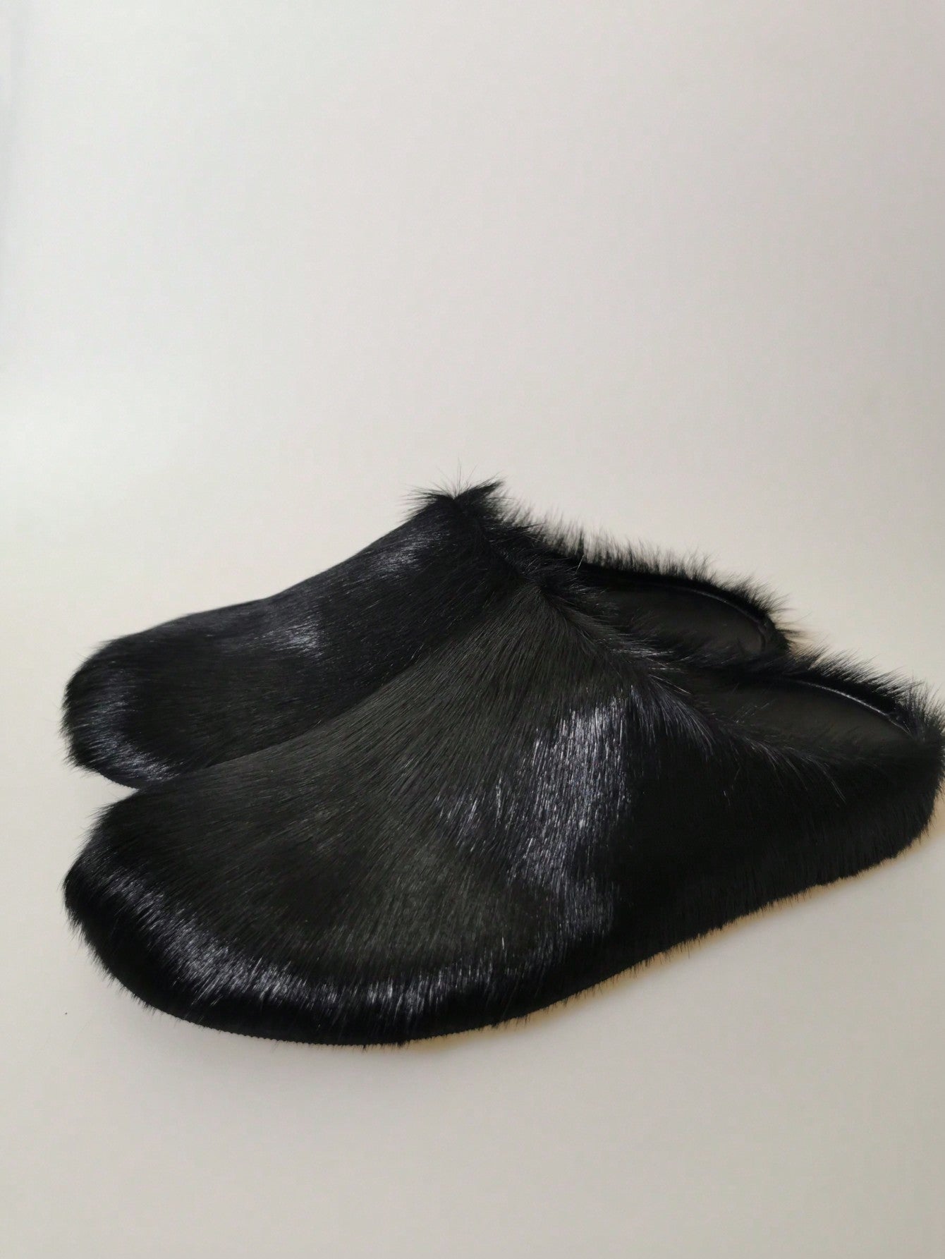 New Style Fur Trimmed Slippers, Thick-Soled, Platform Slip-Ons, Ideal For Indoor And Outdoor Use, Perfect For Autumn And Winter