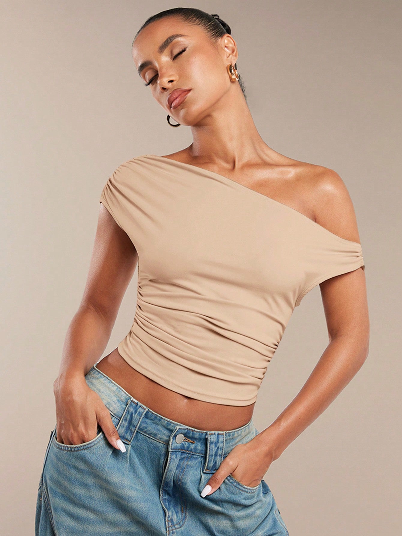 Ladies' Oblique-Shoulder Tight Crop Top, Suitable For Summer