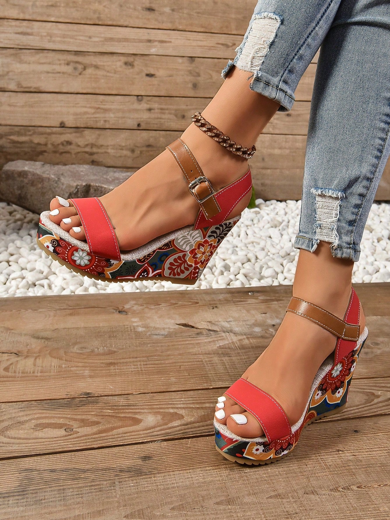 2024 Summer Women's Thick Platform Wedge Heel Floral Pattern Fashion High Heels Waterproof Ankle Strap Sandals, Plus Size