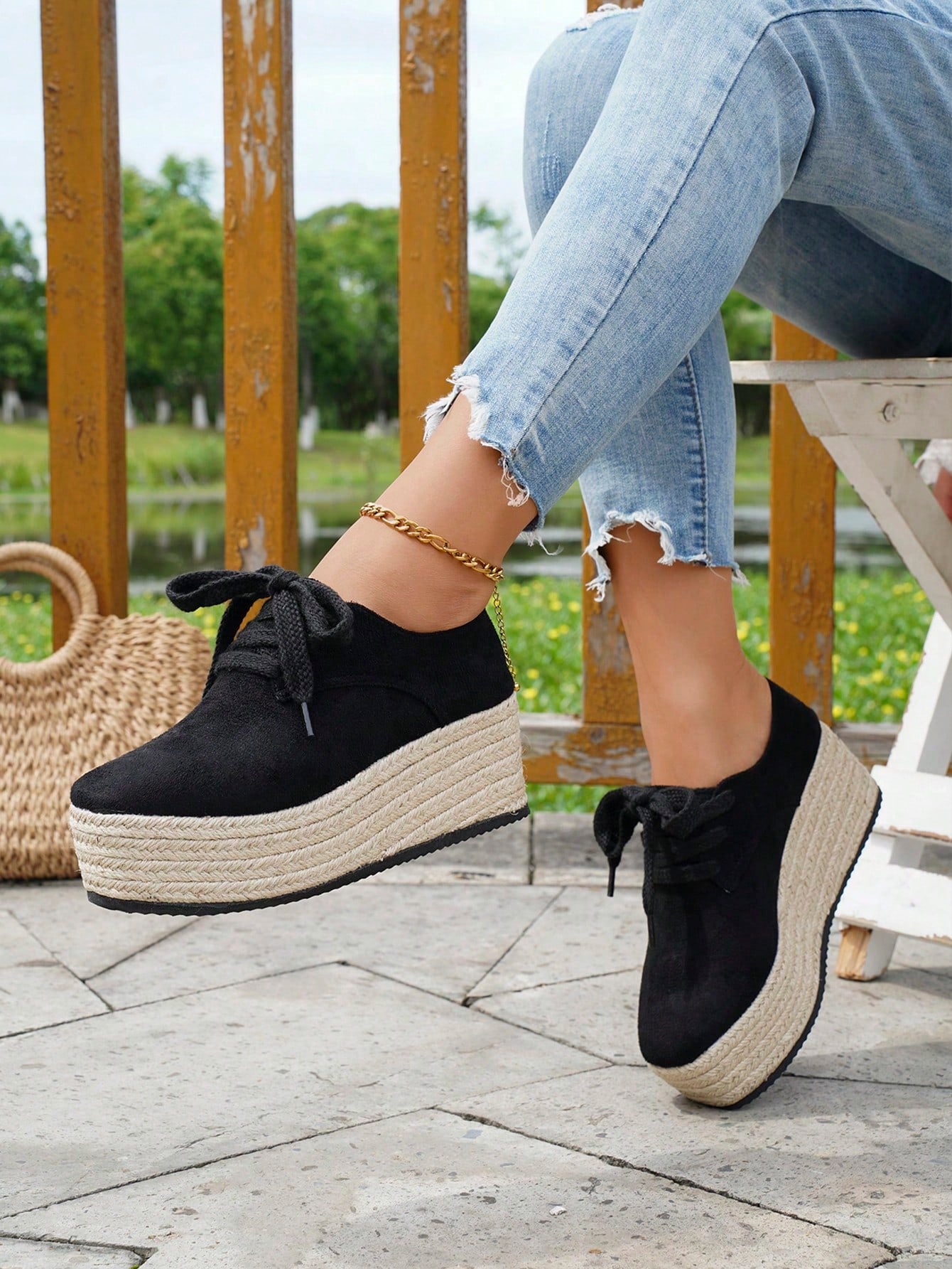 New Fashion Women Suede Leather Tie-Up Comfortable Casual Wedge Heel Platform Shoes