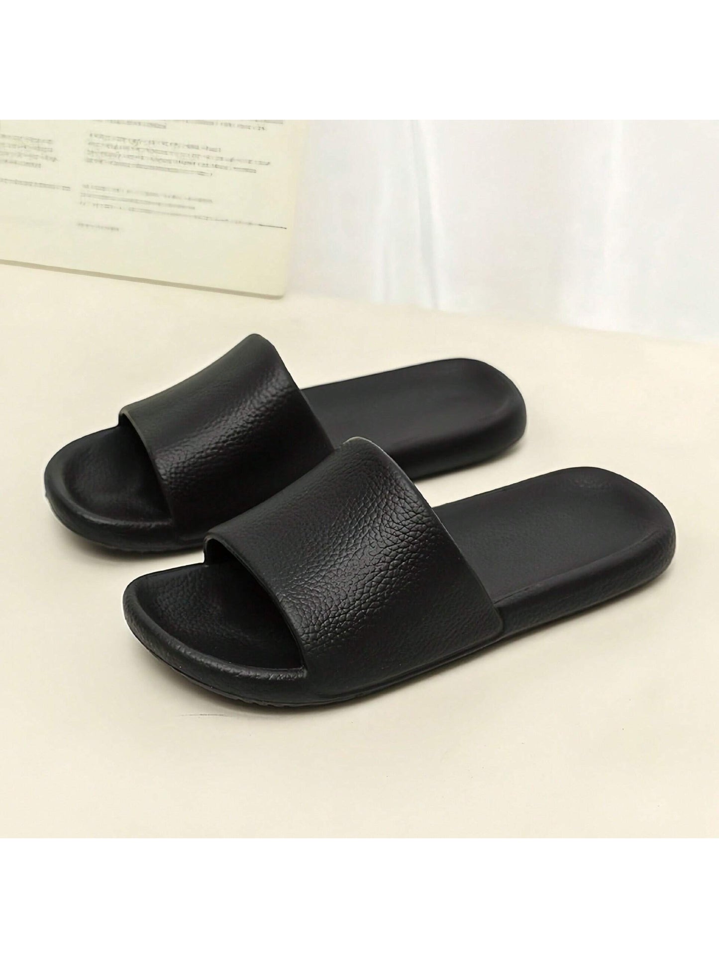 New Fashionable Unisex EVA Couple Slippers, Supermarket Style, Simple And Elegant Home Bathroom Outdoor Slipper, Comfortable, Soft, Anti-Slip, Thick Soled, Lightweight And Comfortable, High-End Couple Slippers, Ins Style