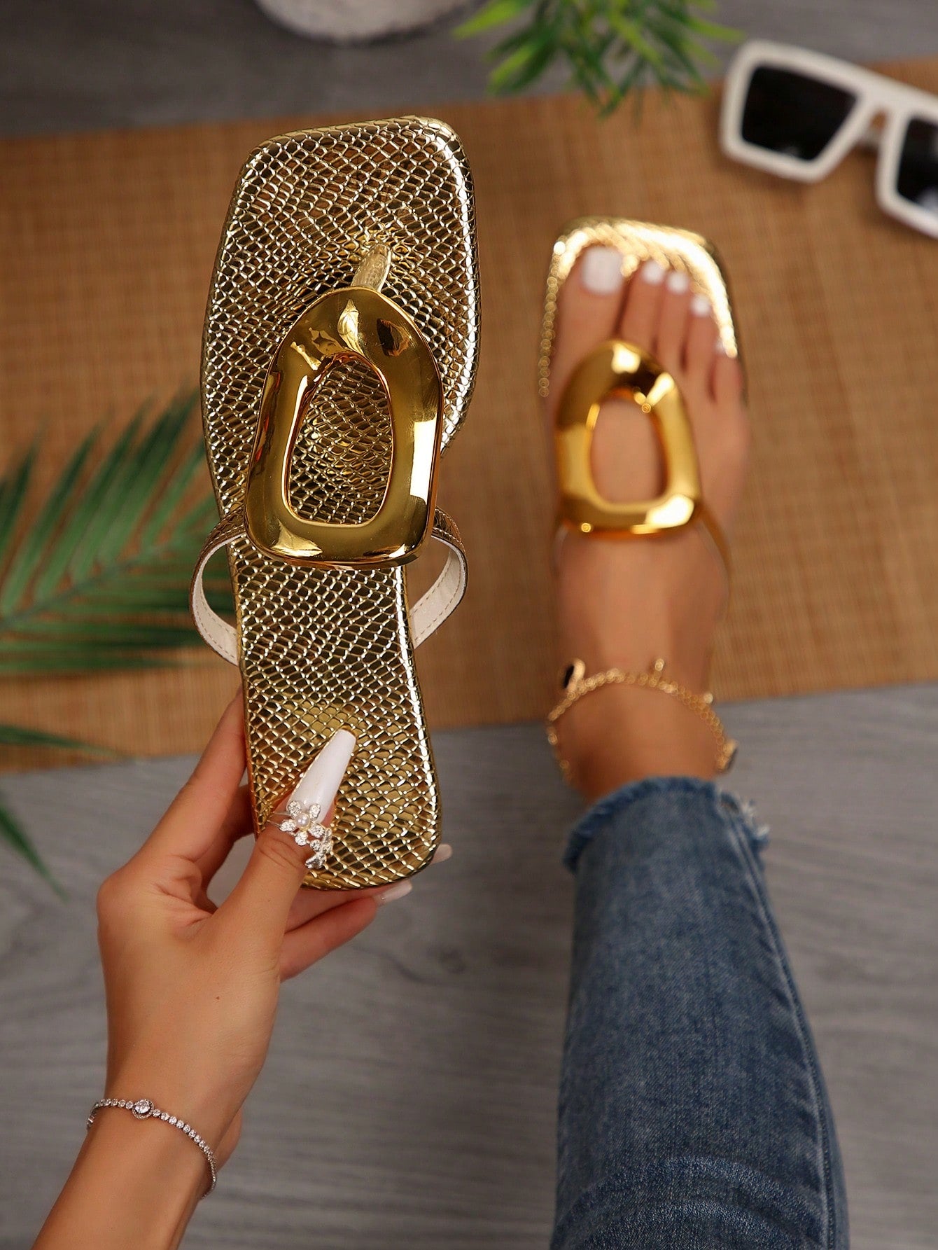 Women's Circle Gold Decorated Hollow Out Clip Toe T-Strap Sandals - Lightweight, Fashionable And Versatile Flat Sandals With Vacation & Summer Vibes