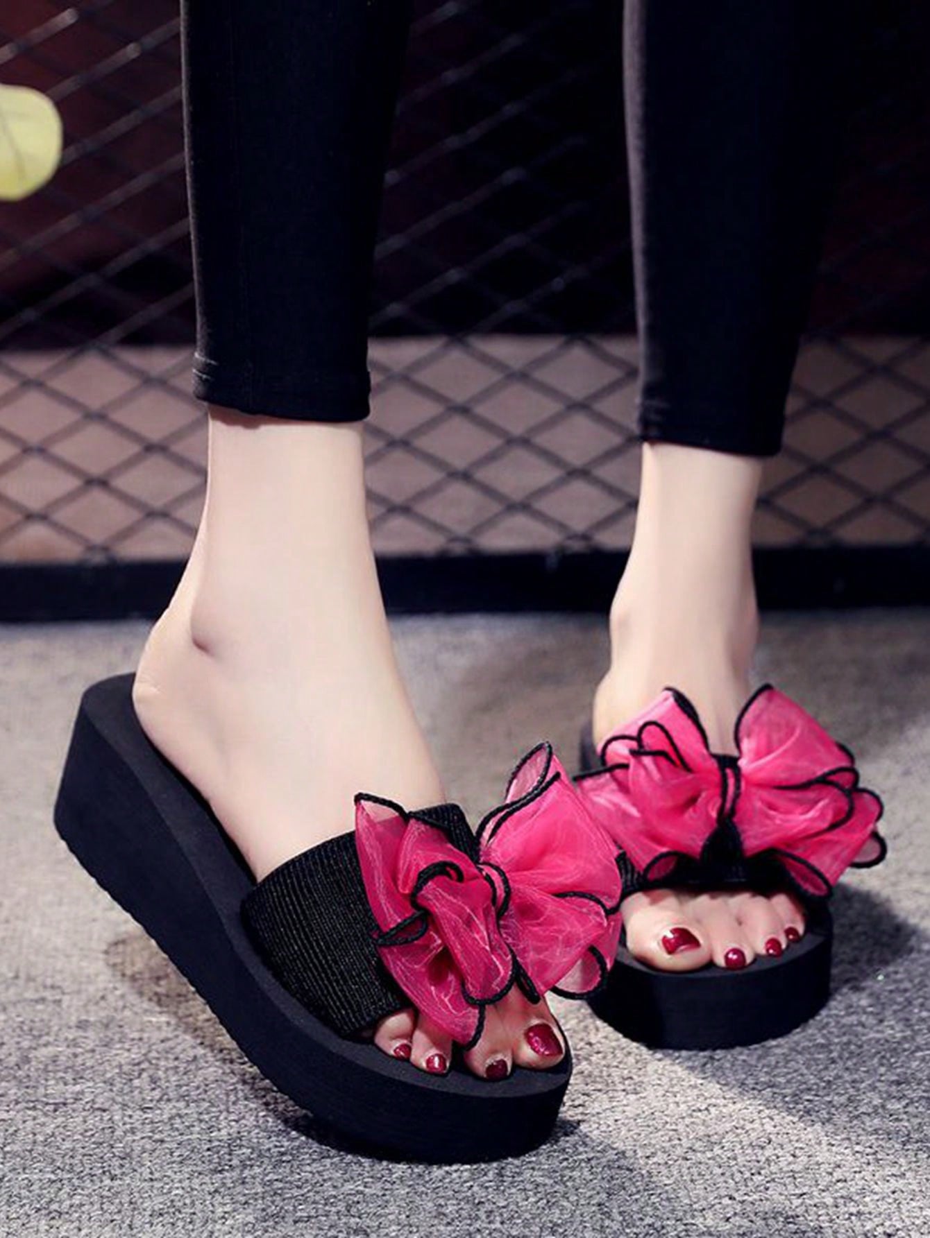 Women's Fashionable And Versatile Butterfly-Knotted Slippers With Comfortable, Anti-Slip High-Heeled Sole For Outdoor Summer Wear, 2024 New Arrival