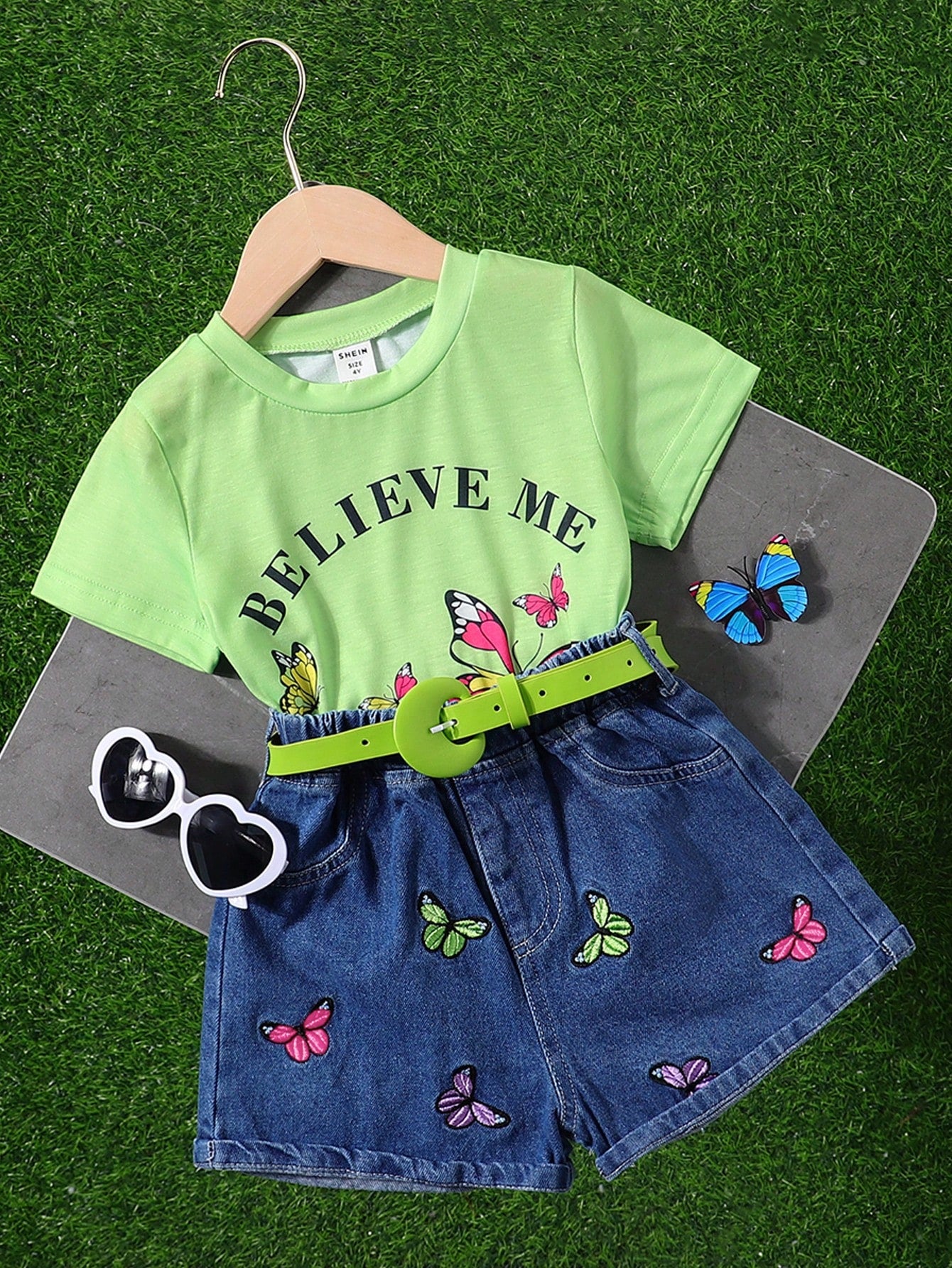 Young Girl Letter Butterfly Printed Short Sleeve Casual T-Shirt And Embroidered Denim Shorts Set With Belt