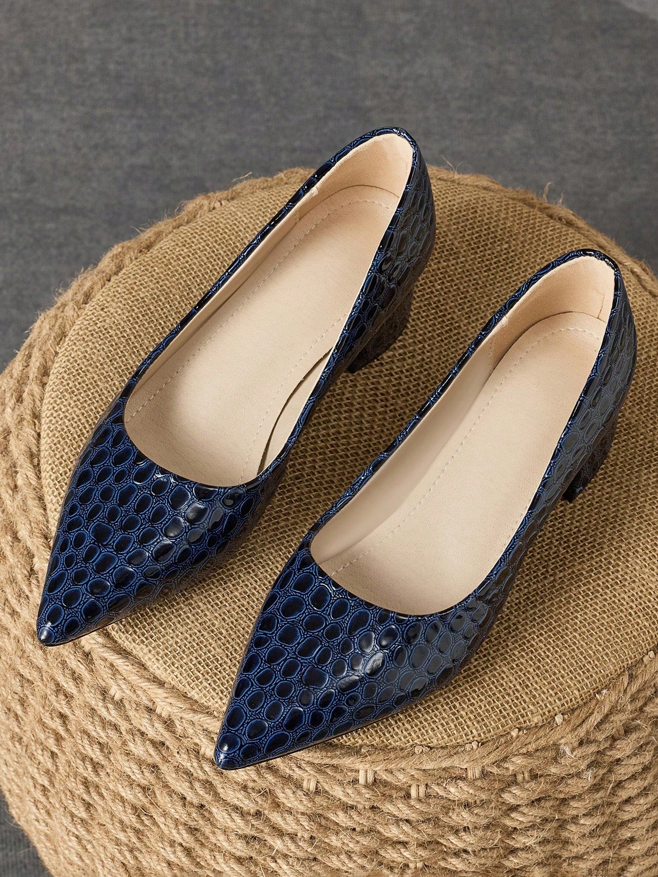 Women's Pointed Toe Red Stone Pattern 4cm Heels, Thick Green Pumps, Autumn Navy Blue Shallow Mouth High-End Casual Shoes