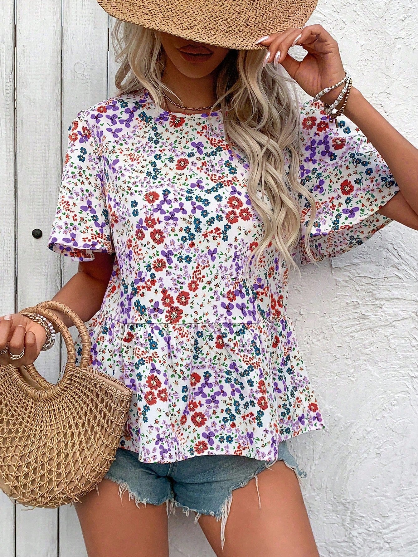 Vacation/Leisure Ditsy Floral Short Sleeve Shirt