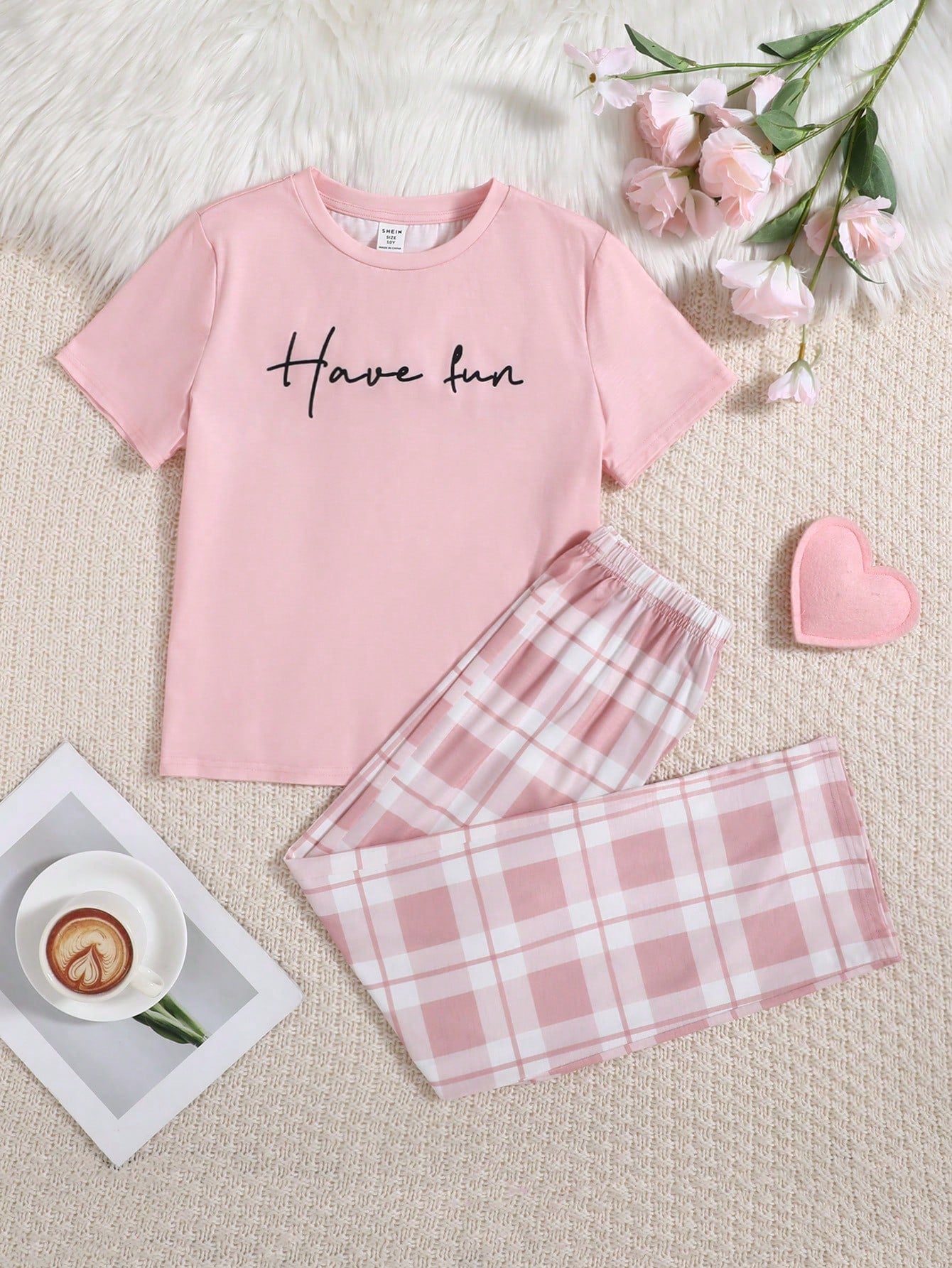 Tween Girl Slogan Graphic Tee & Heart Print Pants