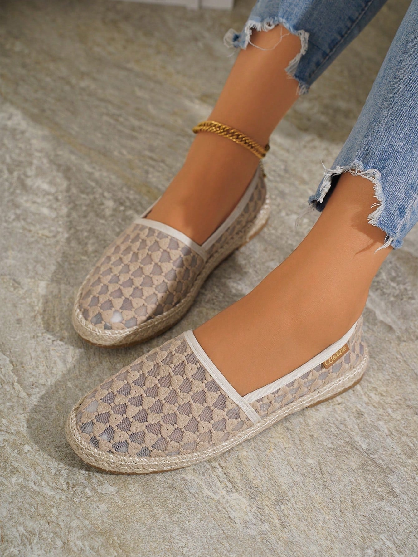 New Style Breathable, Comfortable, Anti-Skid, Odor-Resistant, Numbness-Preventing Woven Bottom Women's Slip-On Shoes For Indoor And Outdoor Leisure, Vacation, Spring, Summer And Year-Round, Plus Size