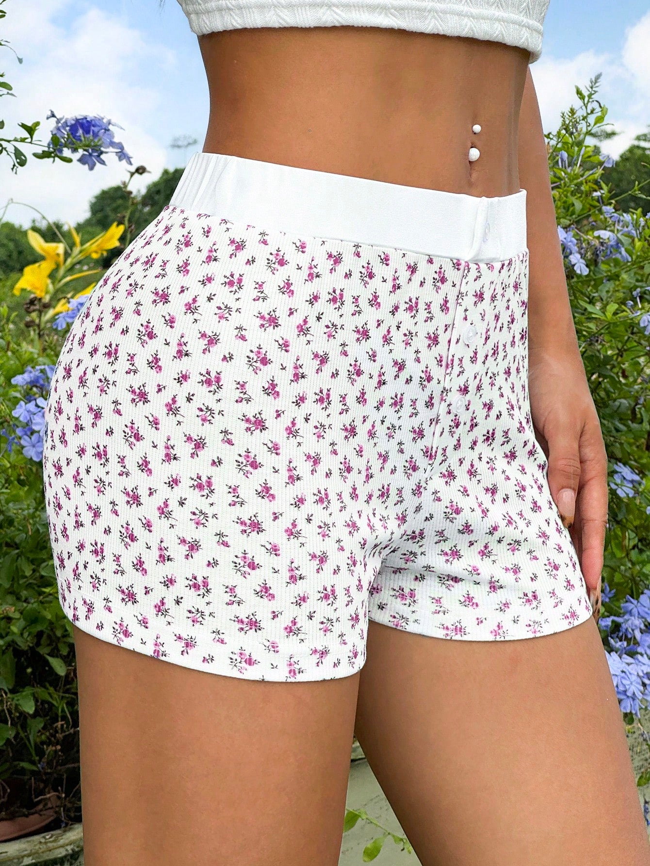 Strawberry Print Contrast Trim Shorts