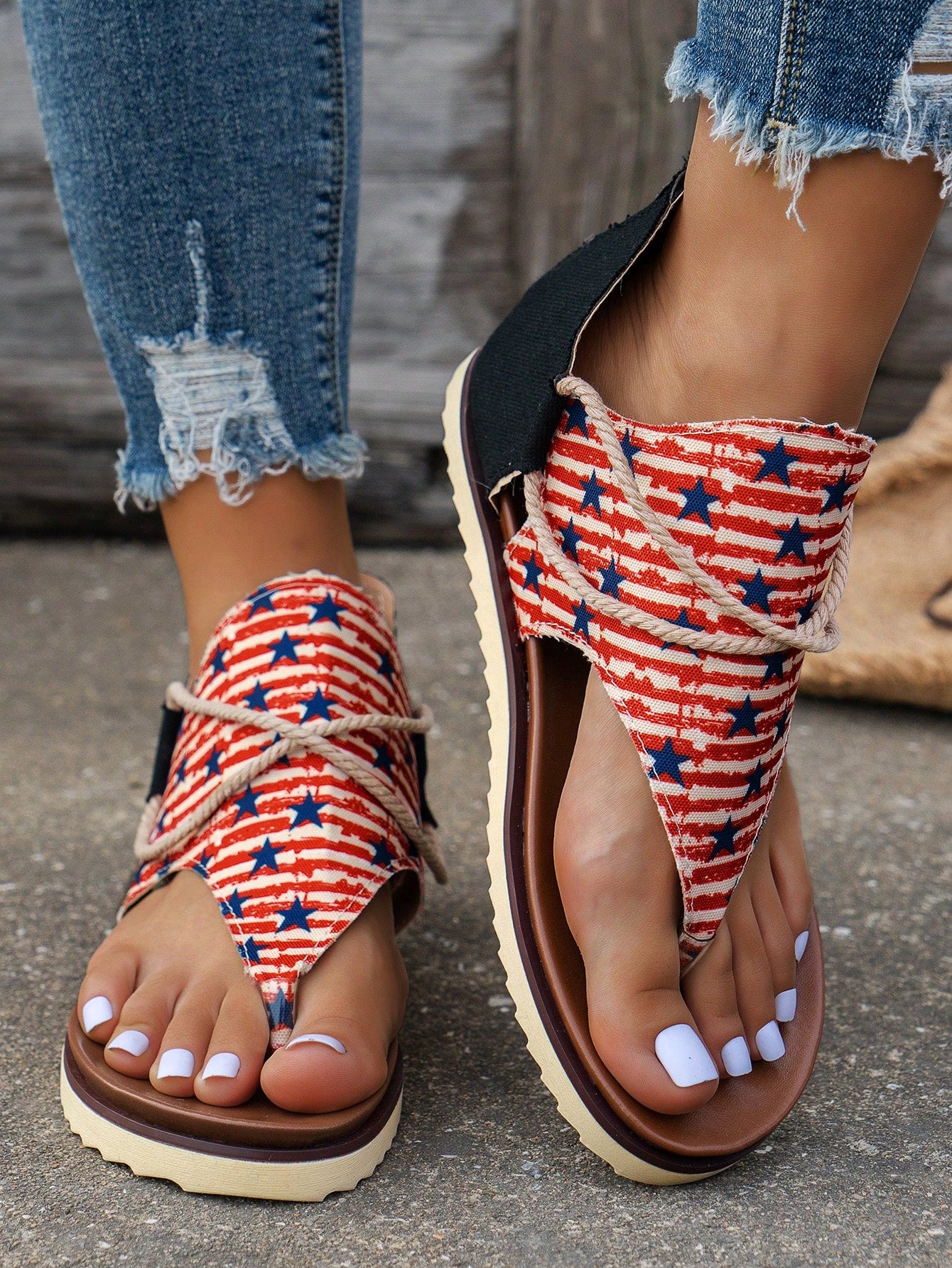 Women's Cross Straps Flat Sandals With American Flag Print, Roman Style