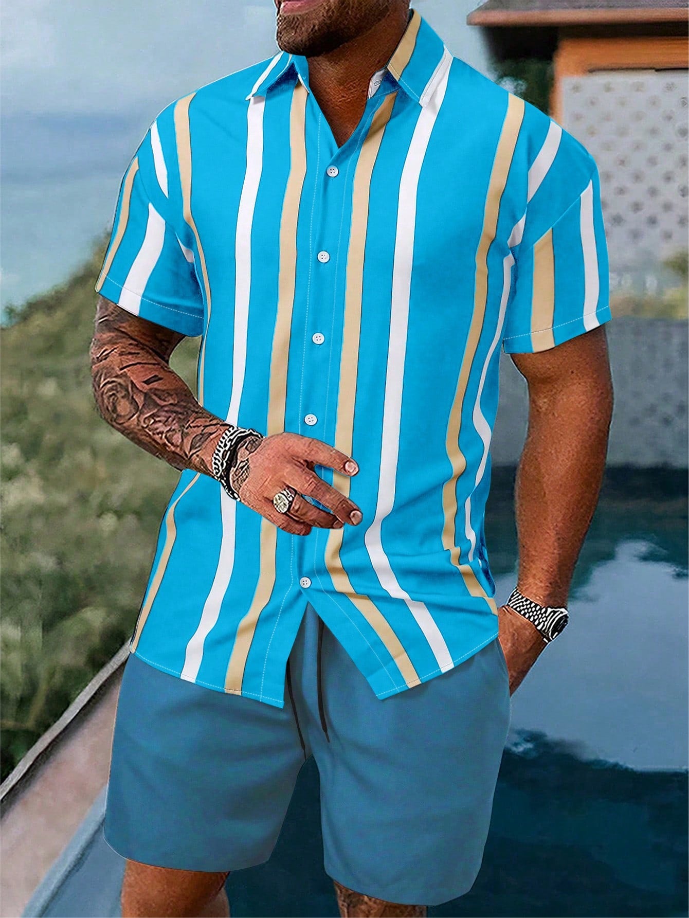 Men Two-Piece Set Of Striped Printed Short-Sleeve Shirt And Solid Color Shorts, Suitable For Summer