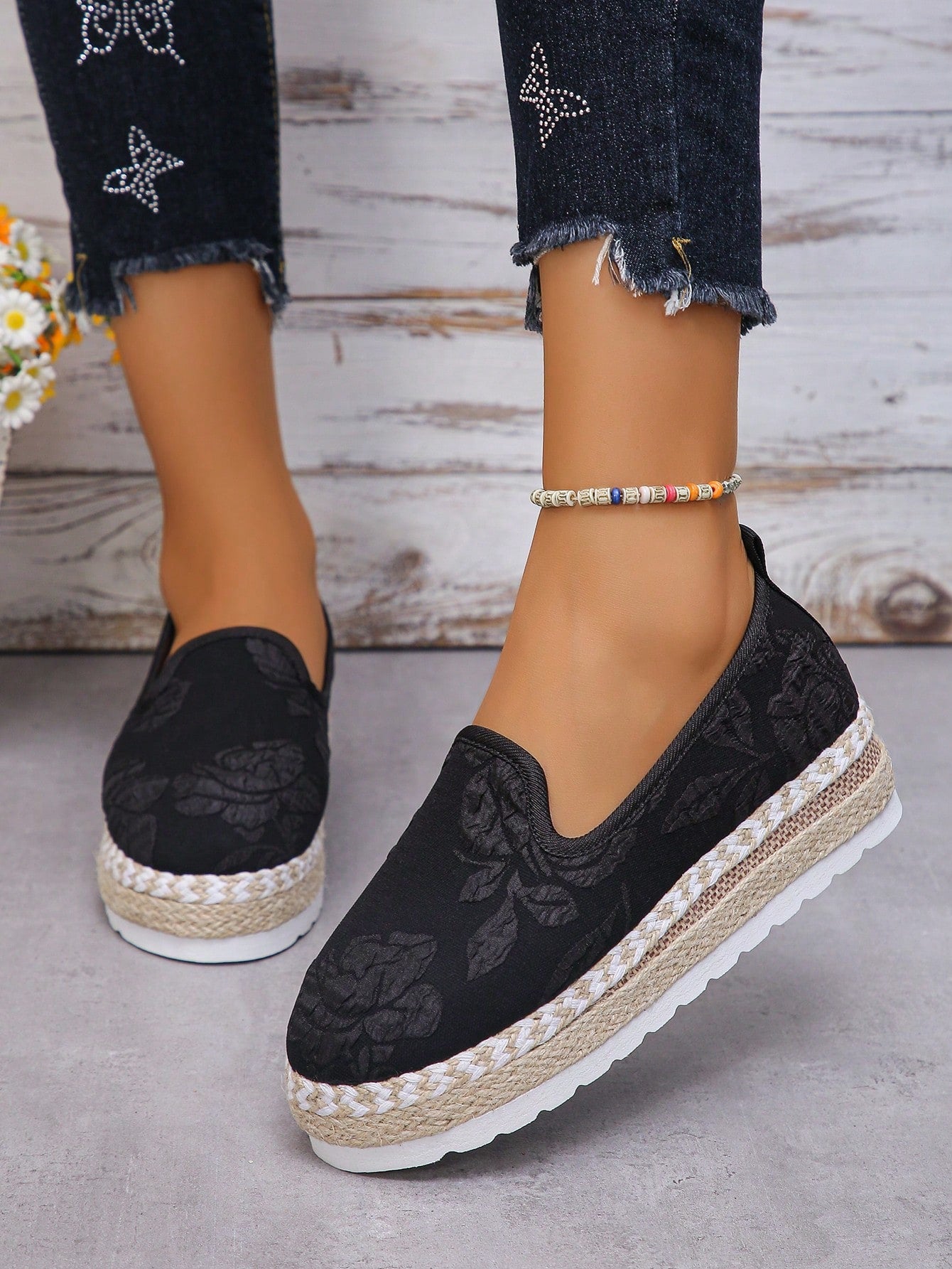 Fashionable Sequined Women Wedge Heel Thick Sole Shoes, Breathable For All Seasons