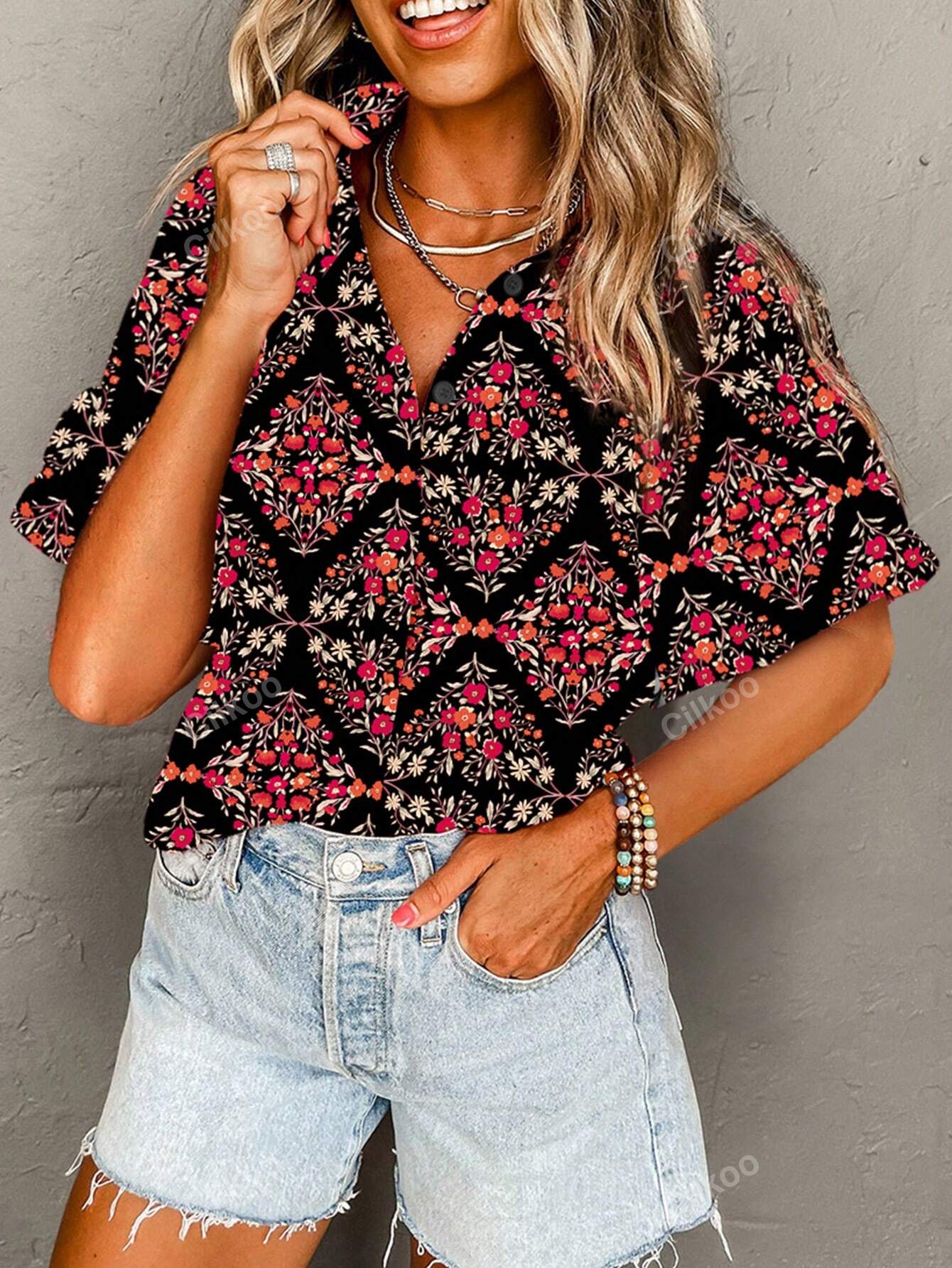 Women's Floral Printed Short Sleeved Shirt