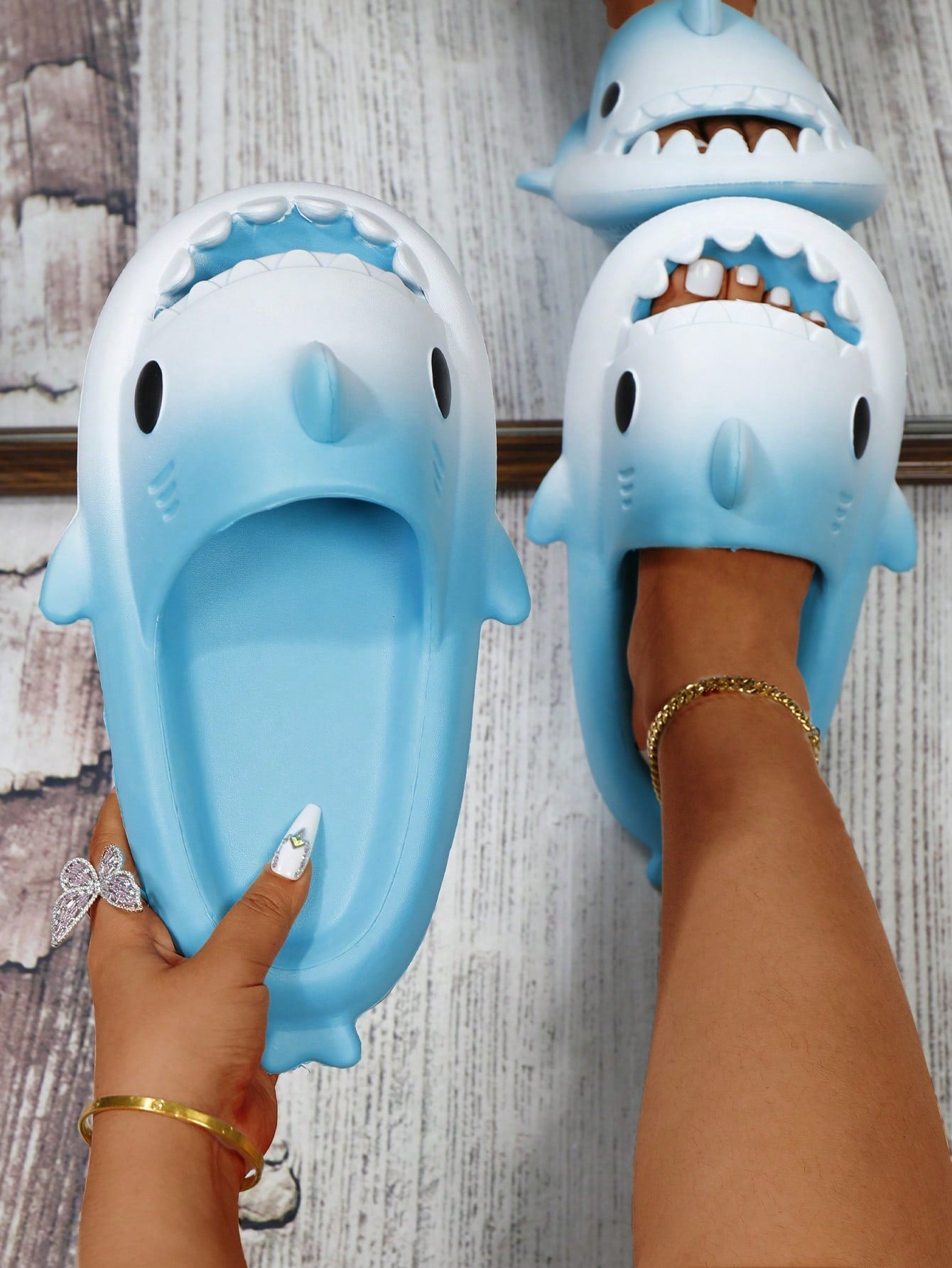 Shark Fun Shaped Open-Toe Thick Sole Slippers, Couple's Slippers With Anti-Skid Soles, Perfect For Beach/Summer Wear