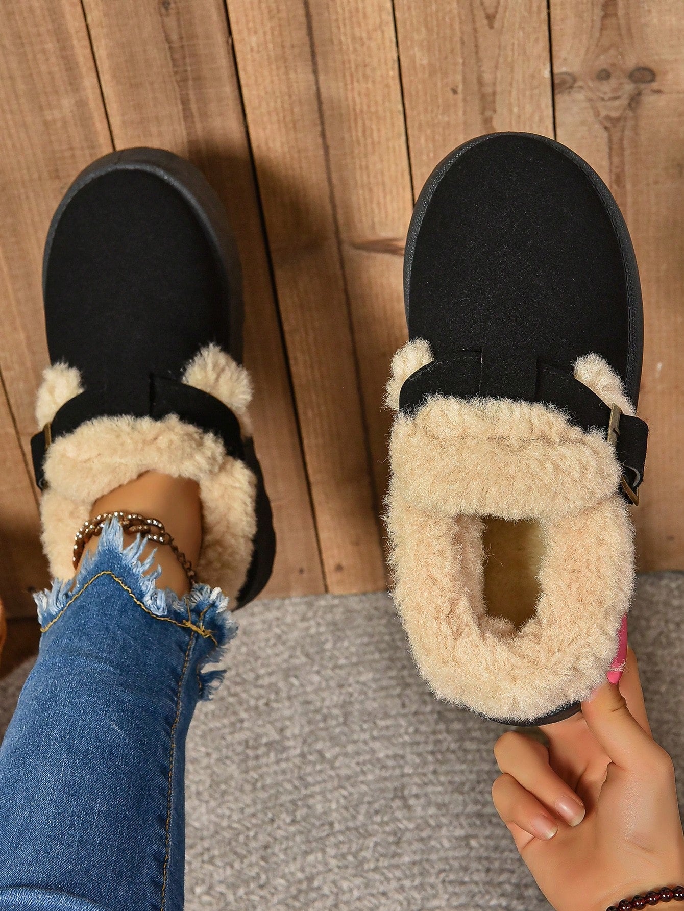 Winter Thickened Fur Snow Boots, Women's Fashionable And Versatile Thick-Soled Slip-On Warm Short Boots