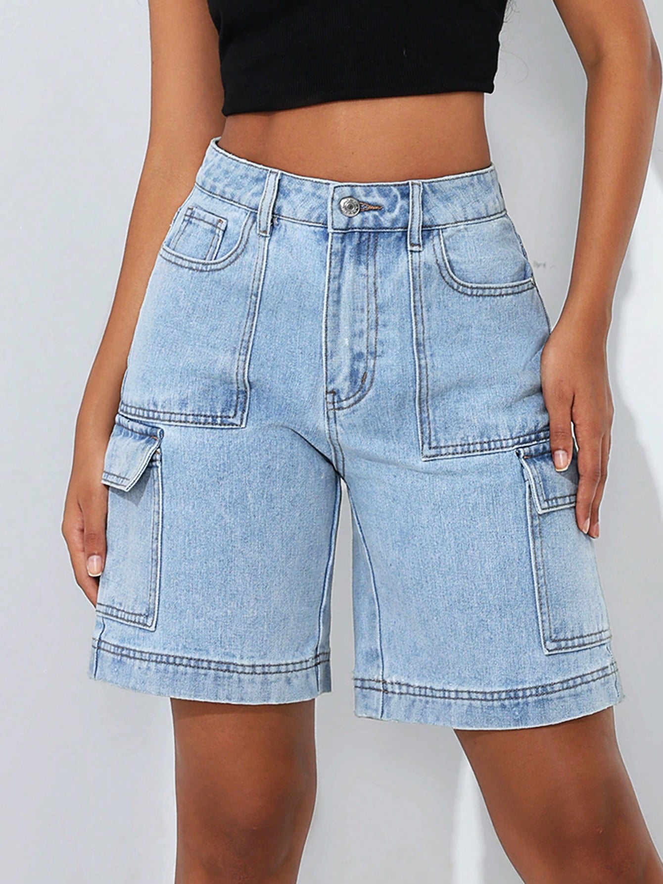 Women's Cargo Pocket Denim Shorts