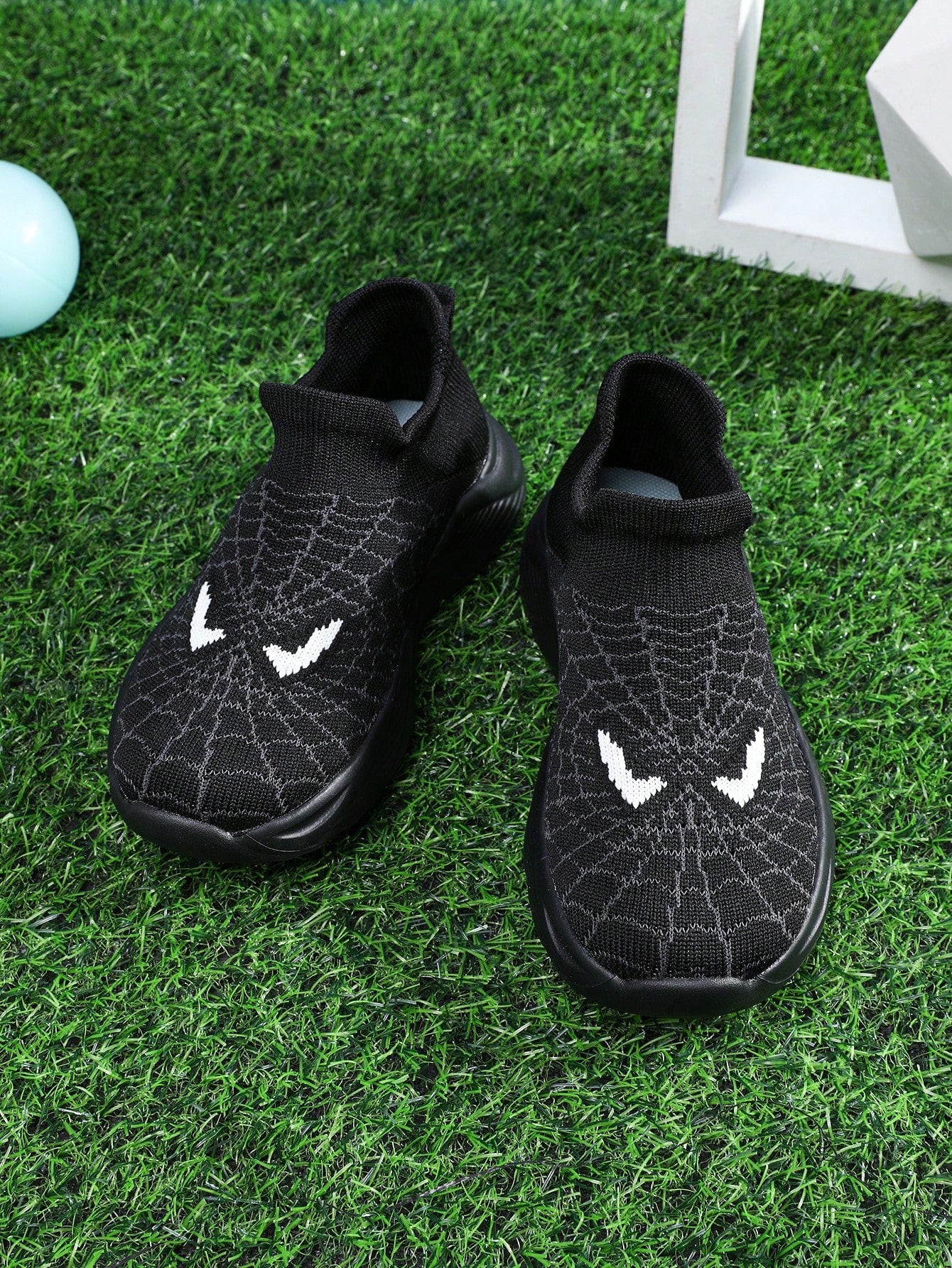 Big Kids' Casual Athletic Shoes New Summer Fashionable, Comfortable, Lightweight Knitted Shoes