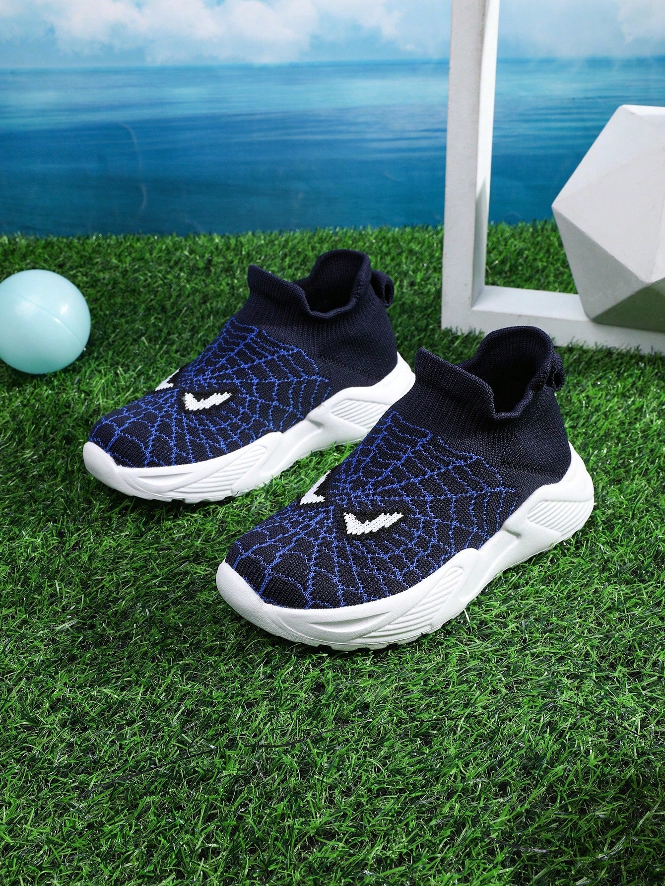 Big Kids' Casual Athletic Shoes New Summer Fashionable, Comfortable, Lightweight Knitted Shoes