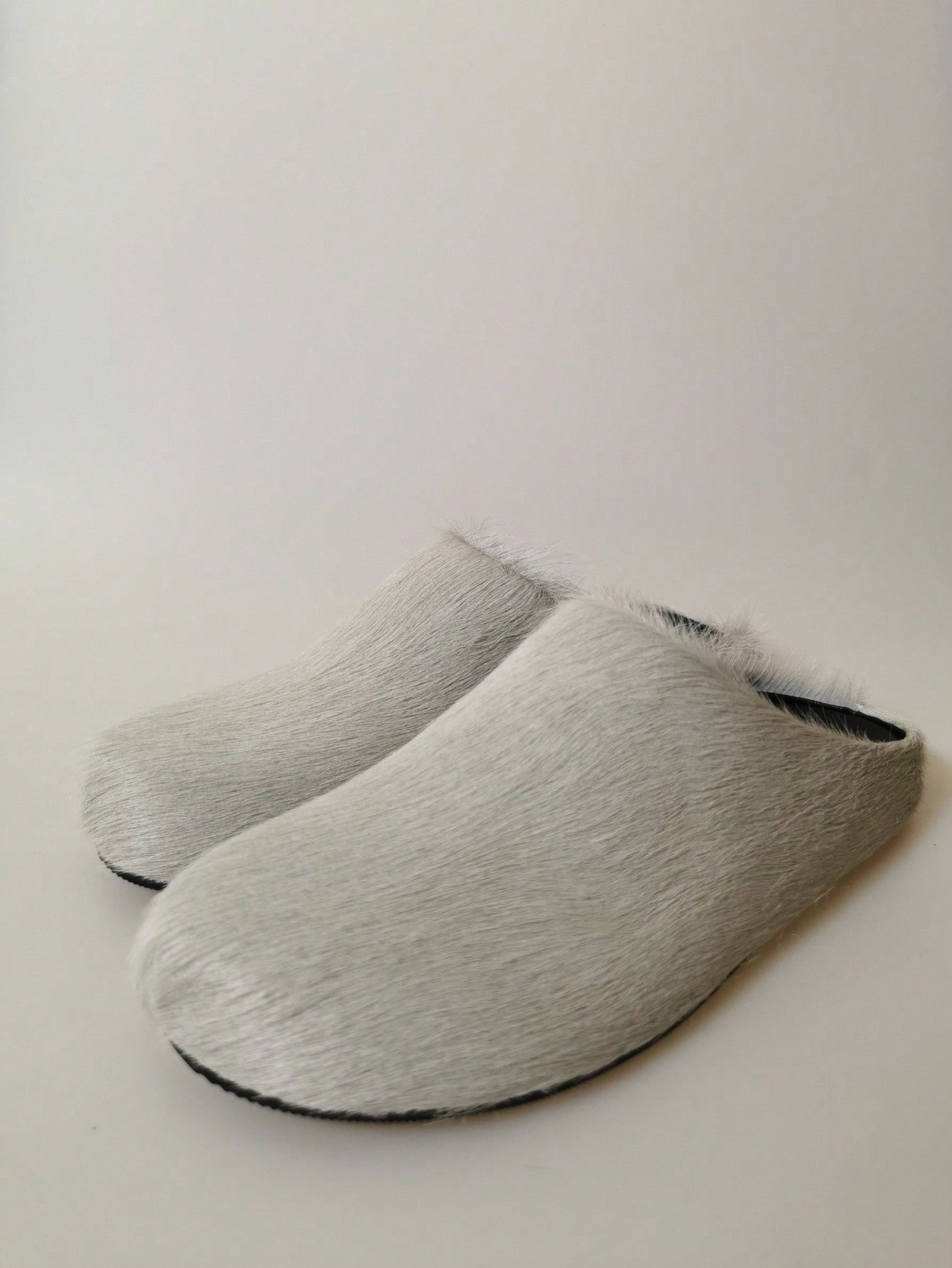 New Style Fur Trimmed Slippers, Thick-Soled, Platform Slip-Ons, Ideal For Indoor And Outdoor Use, Perfect For Autumn And Winter