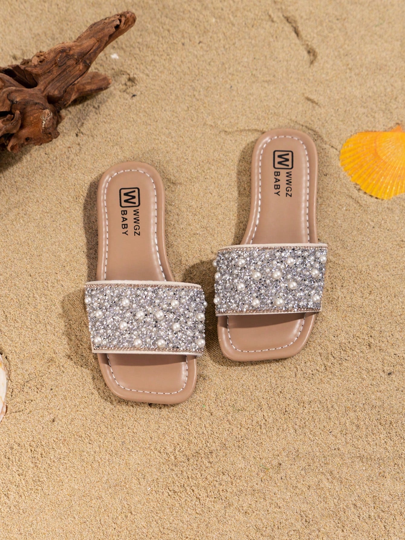 Girls' Fashionable And Lovely Transparent One-Word Strap Flat Sandals With Shiny Flowers And Rhinestones, Comfortable And Lightweight Slippers, Suitable For Parties, Outdoors And Beaches (Random Sole Pattern)