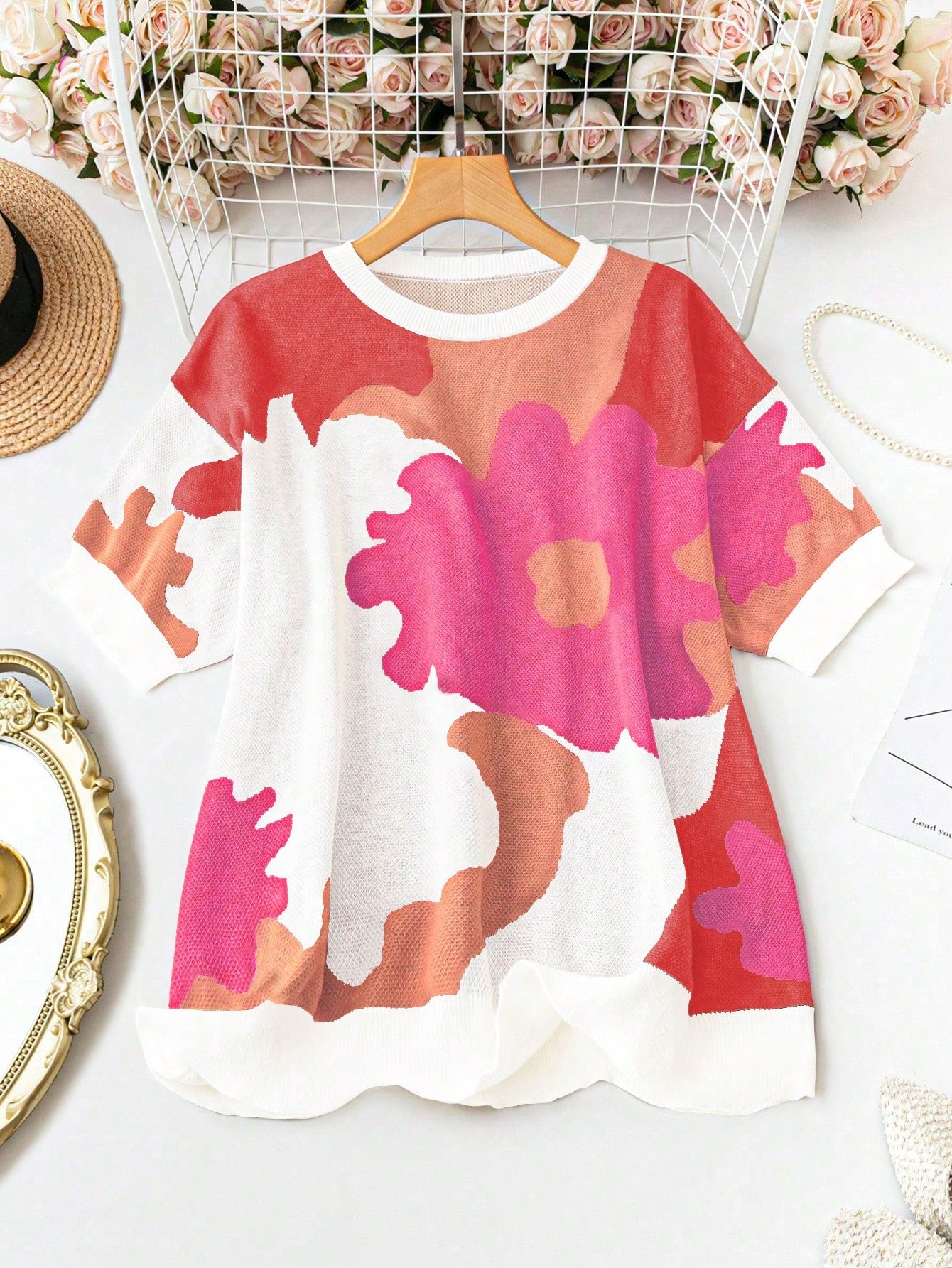 Plus Size Women's Colorful Printed Short Sleeve Knit Top For Daily Wear
