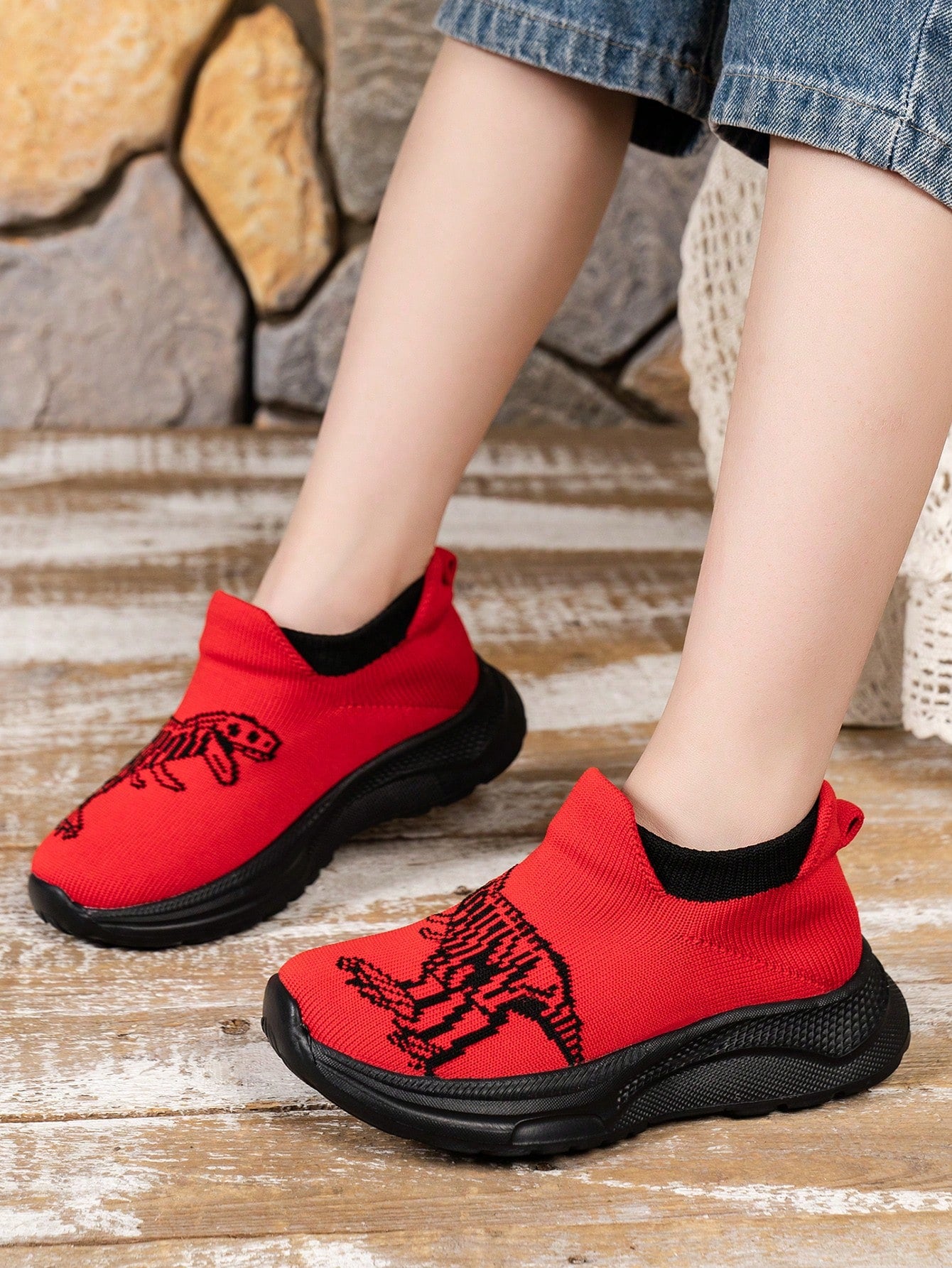 Dinosaur Kids Shoes, Student Shoes, Fashionable School Shoes, Casual Kids Shoes, Sock Shoes, Embroidered Shoes, Girls Shoes, Slip-On Socks Shoes, Anti-Slip Kids Shoes, Dinosaur Kids Shoes, Odor-Resistant Kids Shoes, Lightweight Shoes, Comfortable Kids Sho