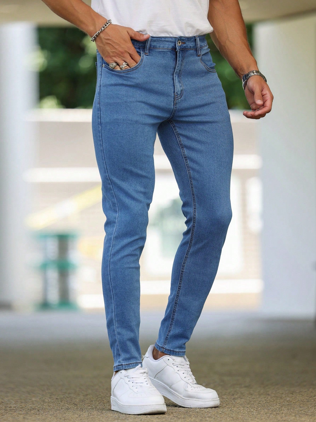 Men Cotton Solid Skinny Jeans