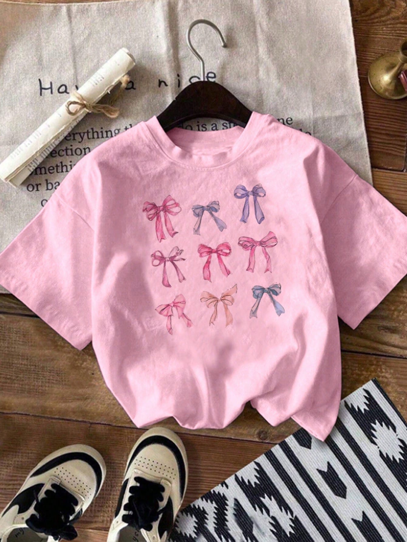 Tween Girl Summer Casual T-Shirt With Bow Pattern