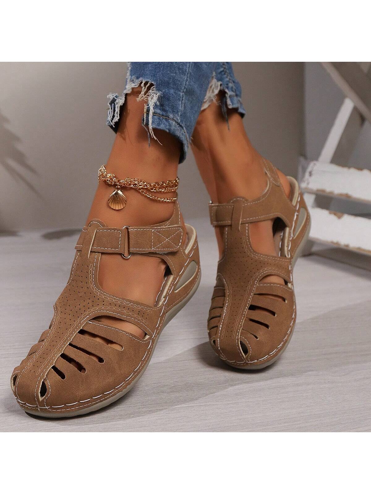 New Plus Size Summer Cross-Border Casual Closed Toe Women's Sandals, Medium Heel, Hook And Loop Strap, Wedge Heel, European And American Style